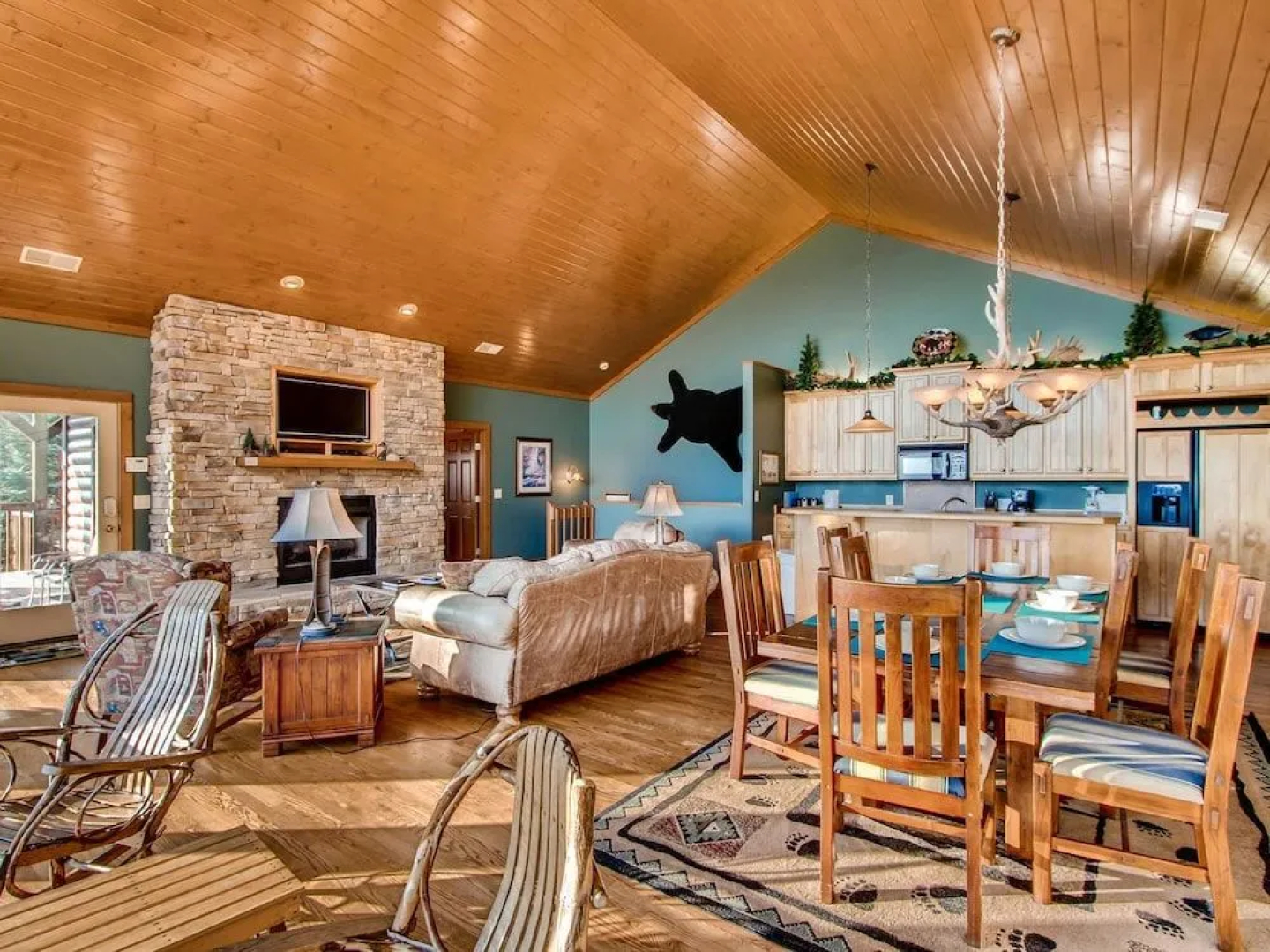 Dogwood Cabin 2606 by RedAwning