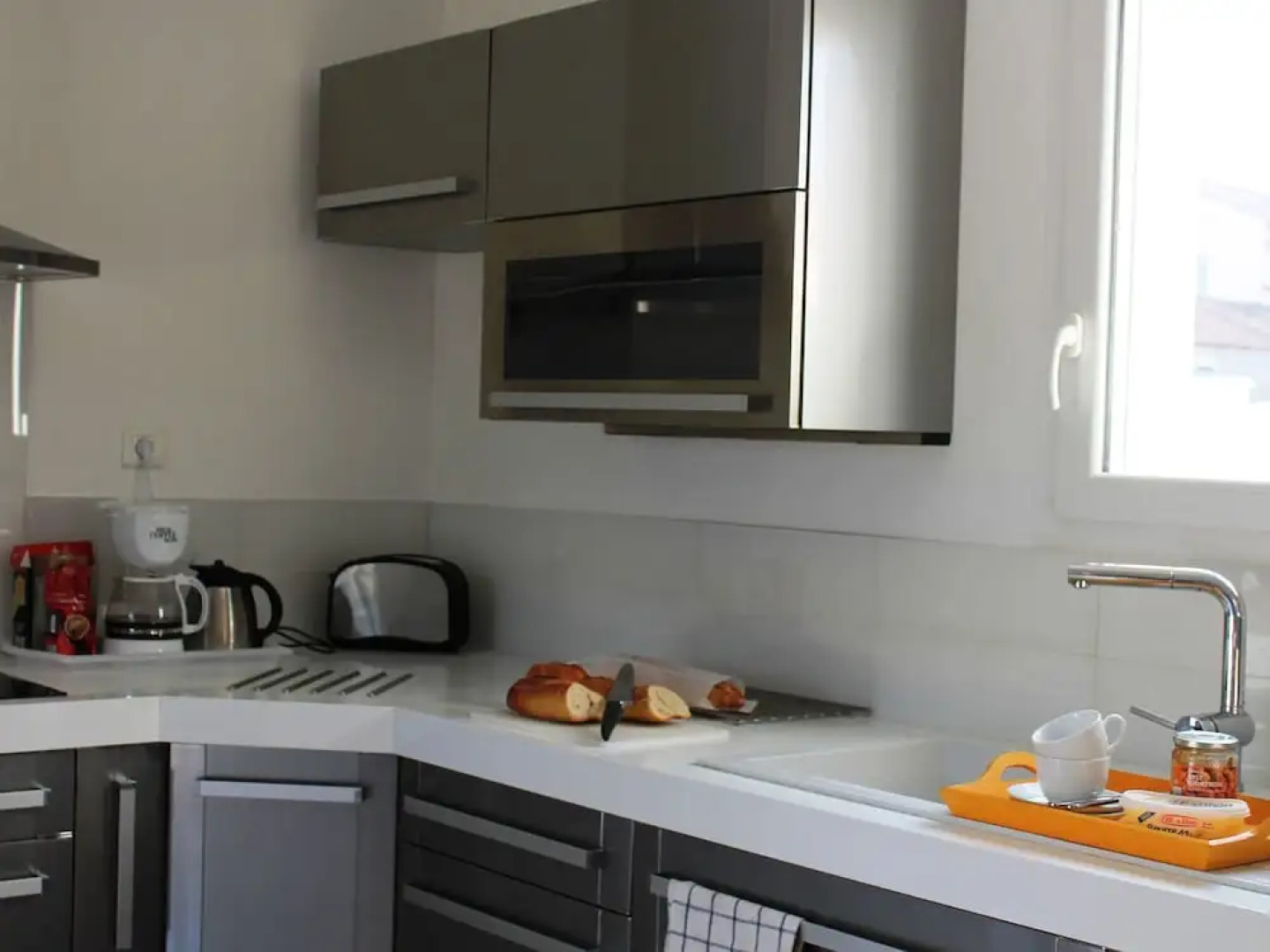 Beautiful Modern Villa With Spacious Pool Within Walking Distance of the Village