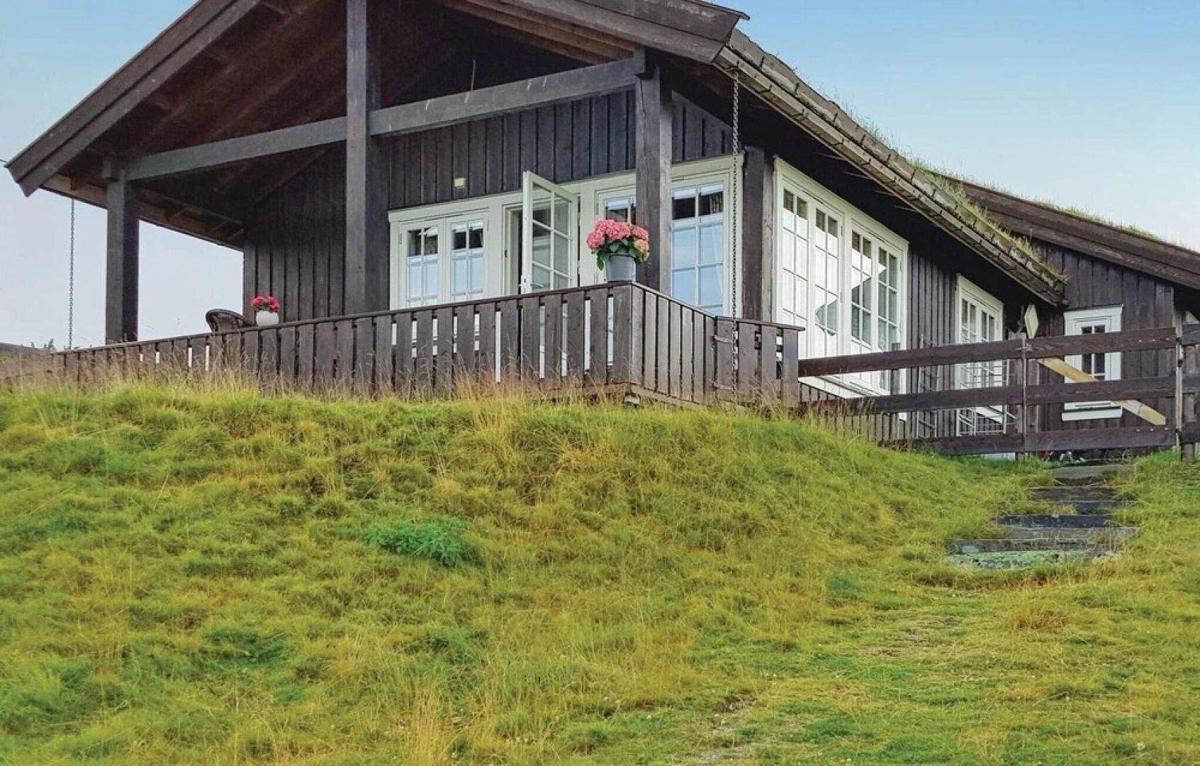 Nice Home in Kvam With 4 Bedrooms and Wifi