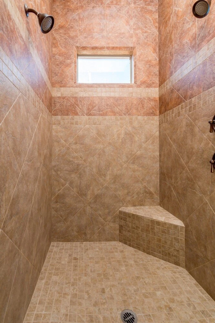 Casa Vista 4 Bedroom Home by RedAwning