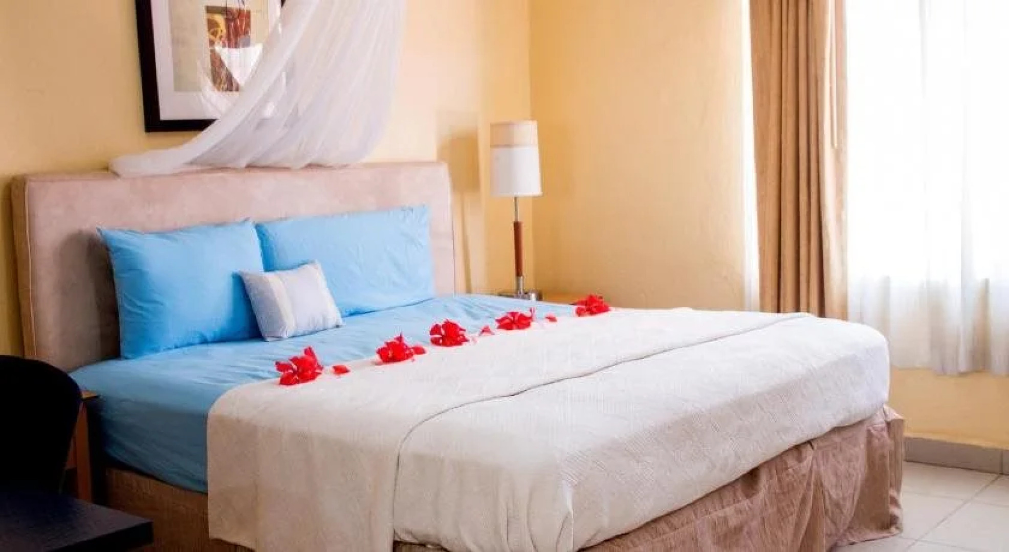 Jam Lodge Hotel & Suites