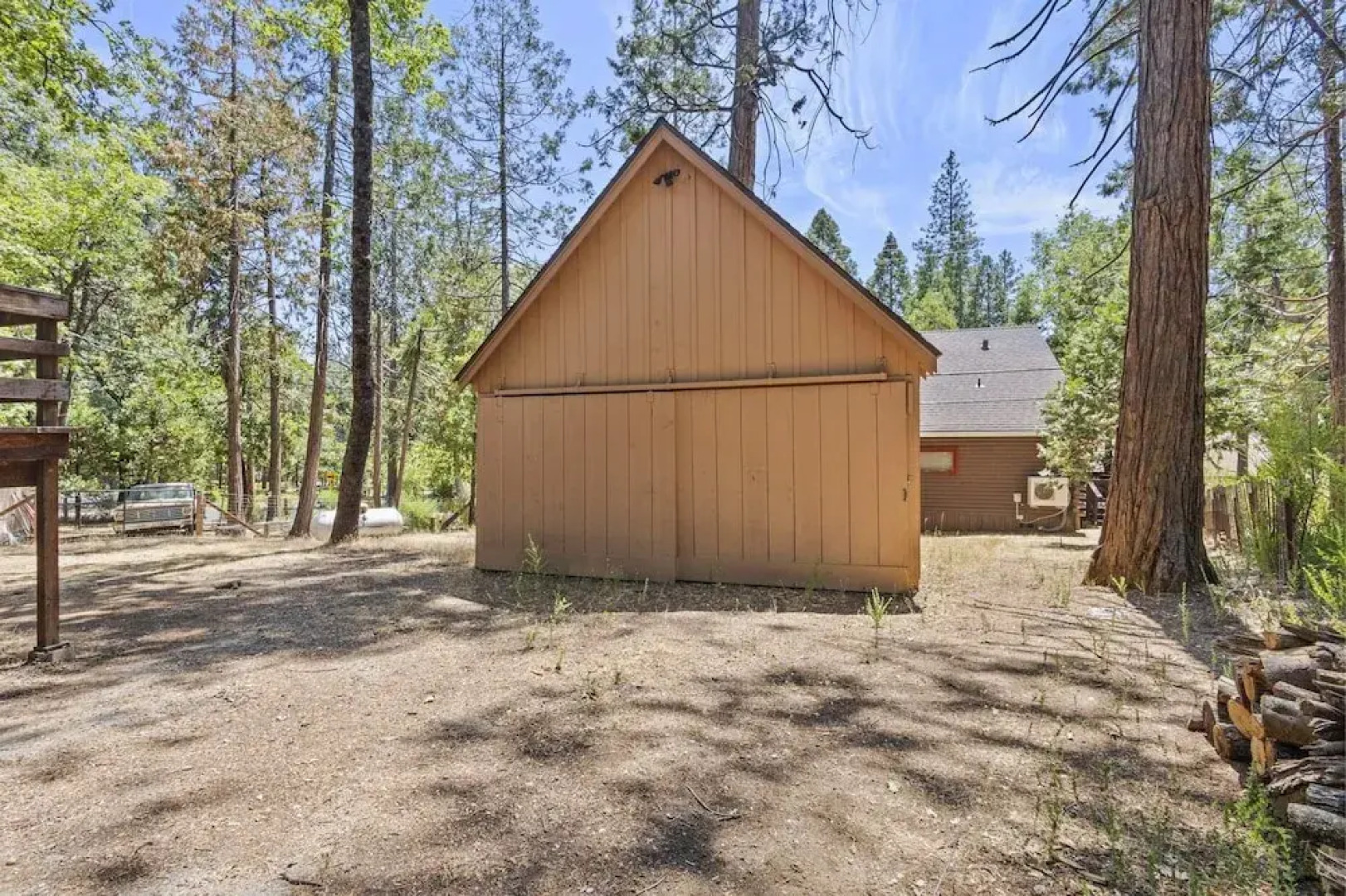 The Nest 4 Bedroom Cabin by Redawning