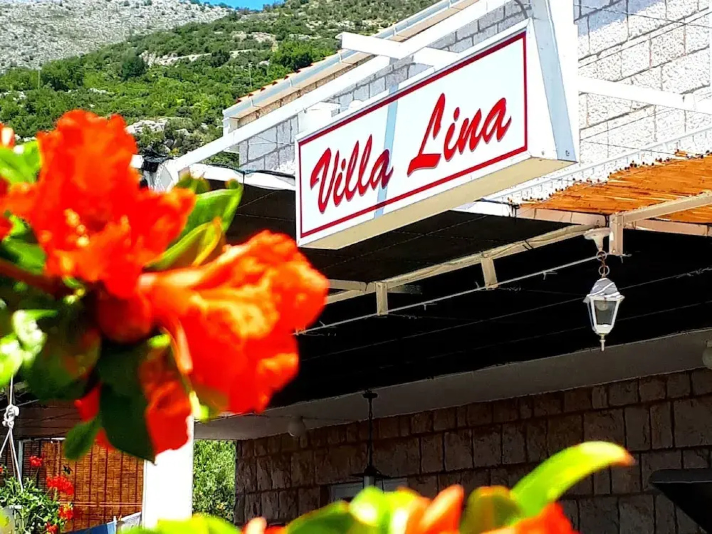 Apartments Lina - Three Bedroom Apartment With Two Balconies and Sea View