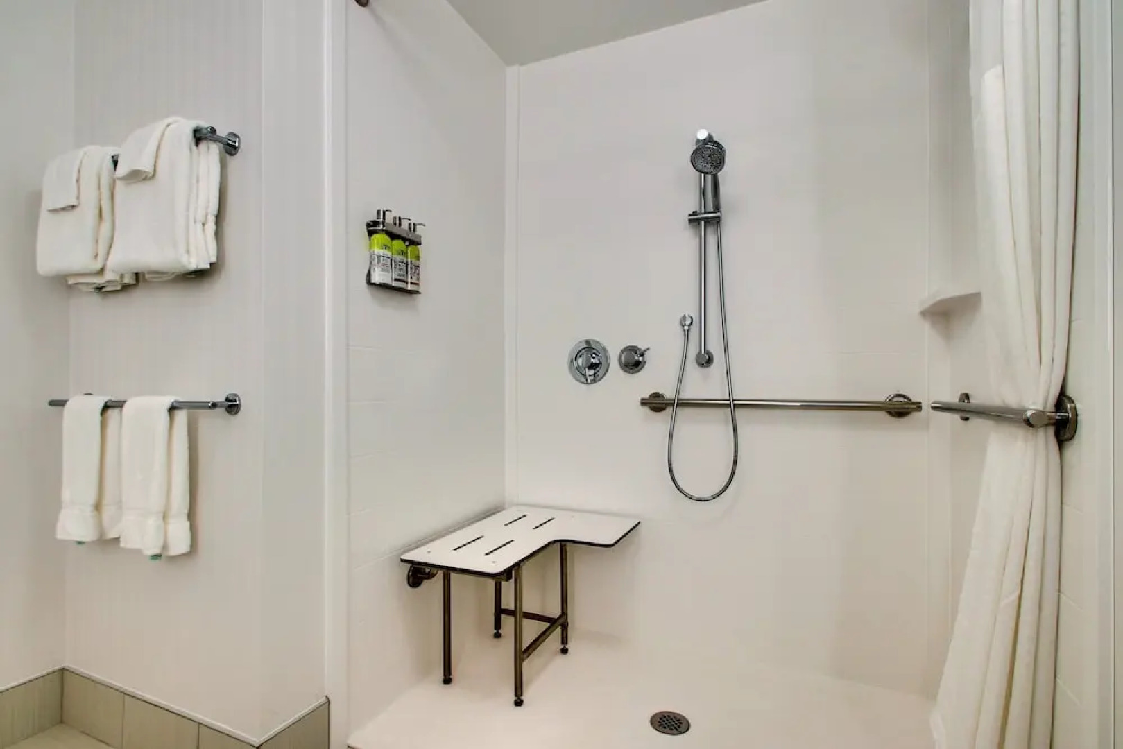 Holiday Inn Express & Suites Findlay North