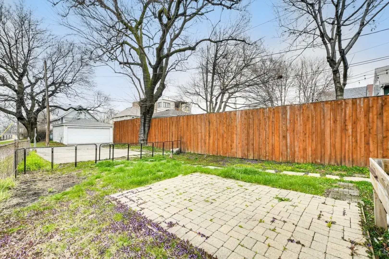 8 Mi to Chicago: Oak Park Home w/ Fenced Backyard!
