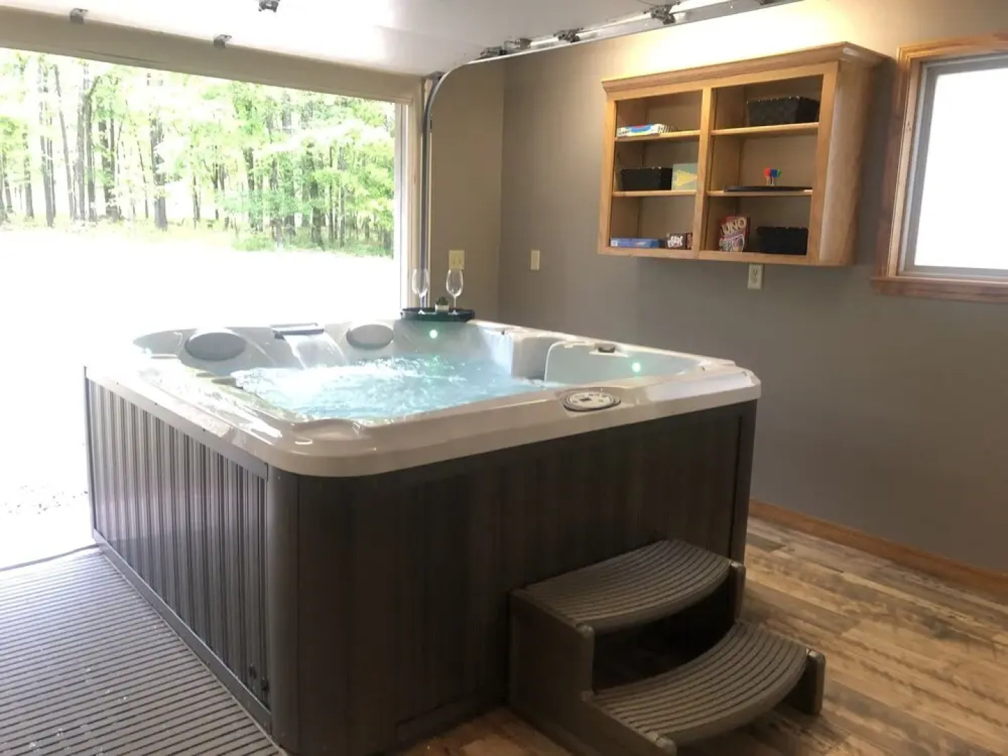 Rose Lane Cottage Studio With Game Room and Private Hot Tub by Redawning