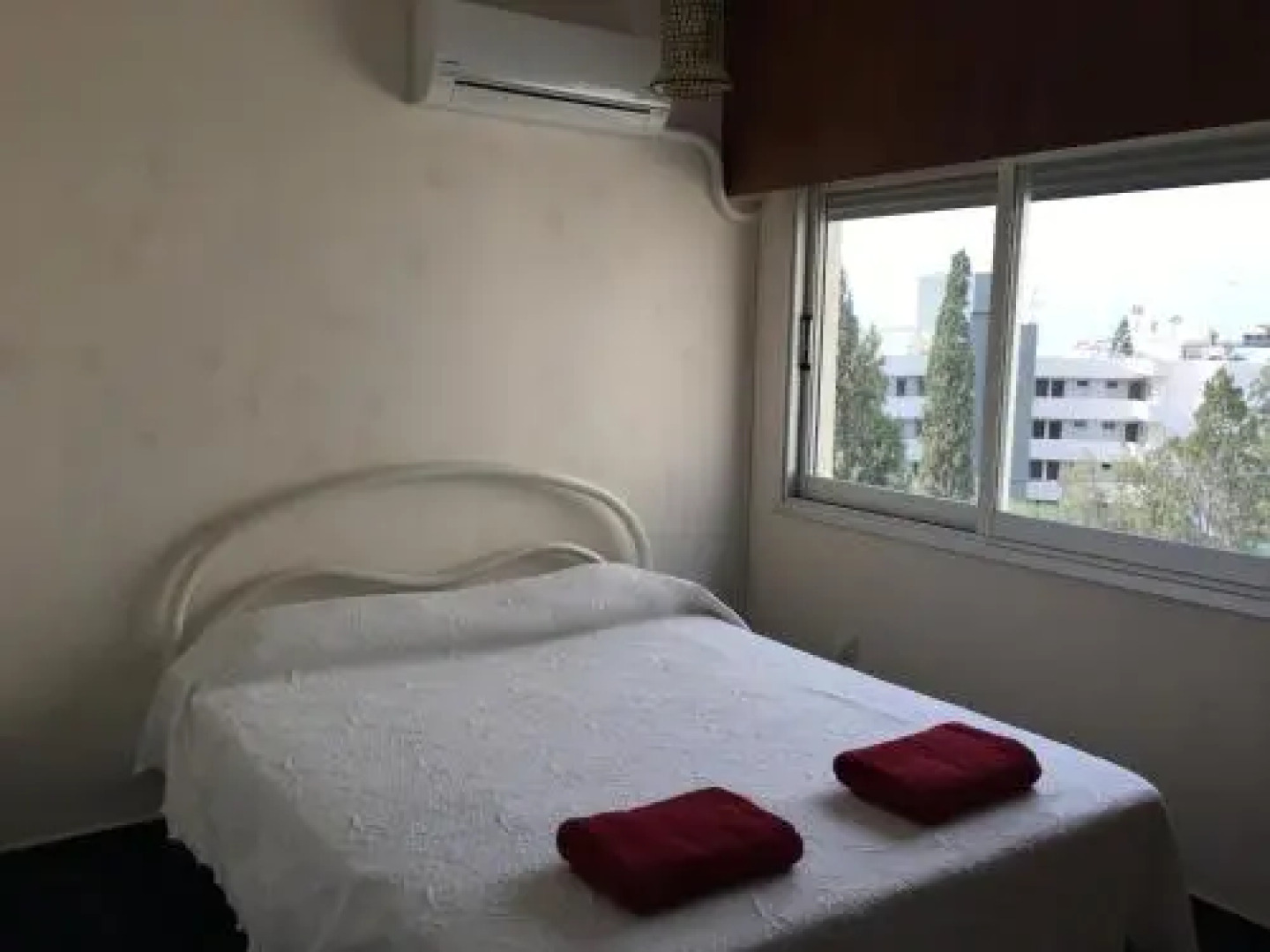 Spectacular 3 Bed Apartment