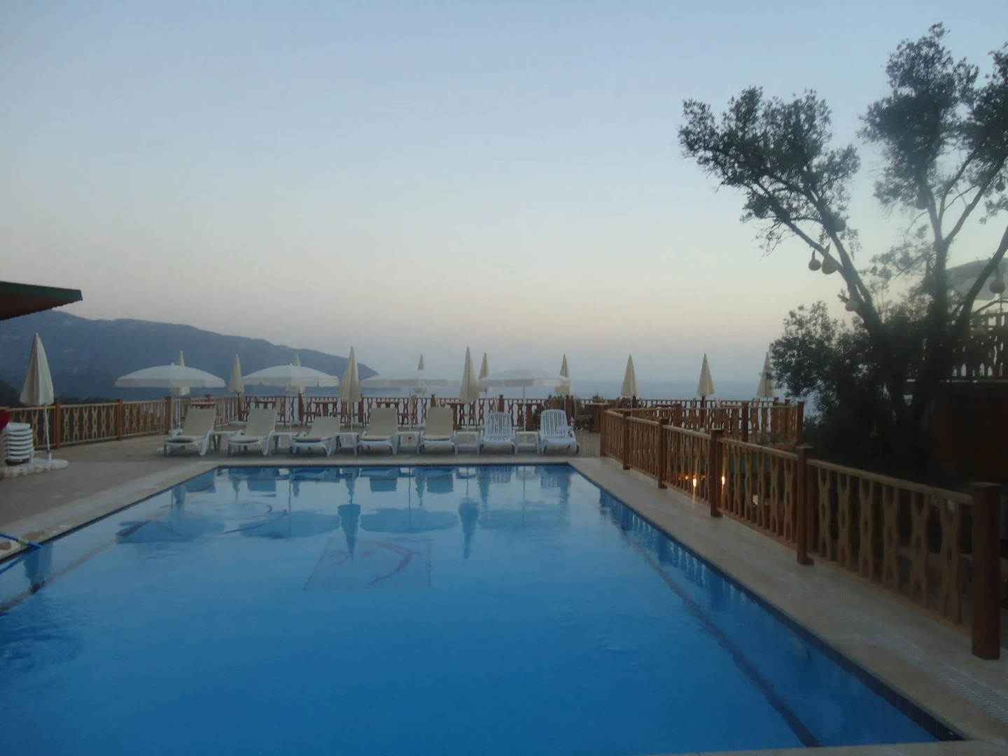 Kabak Armes Hotel
