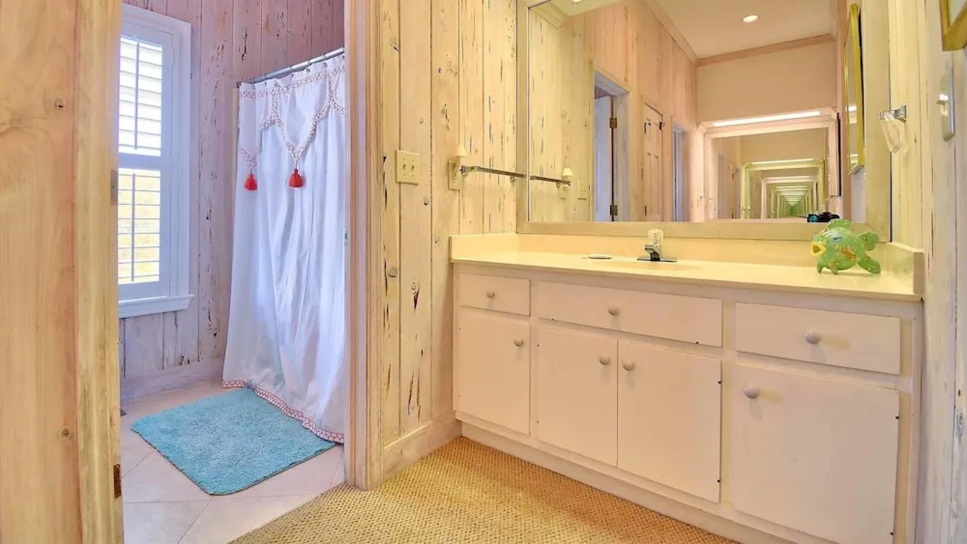 141 Sea Spray 4 Br Home by RedAwning