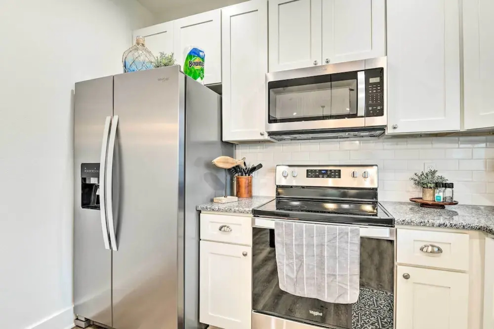 4 Mi to Boat Ramp: Charming Rockport Home