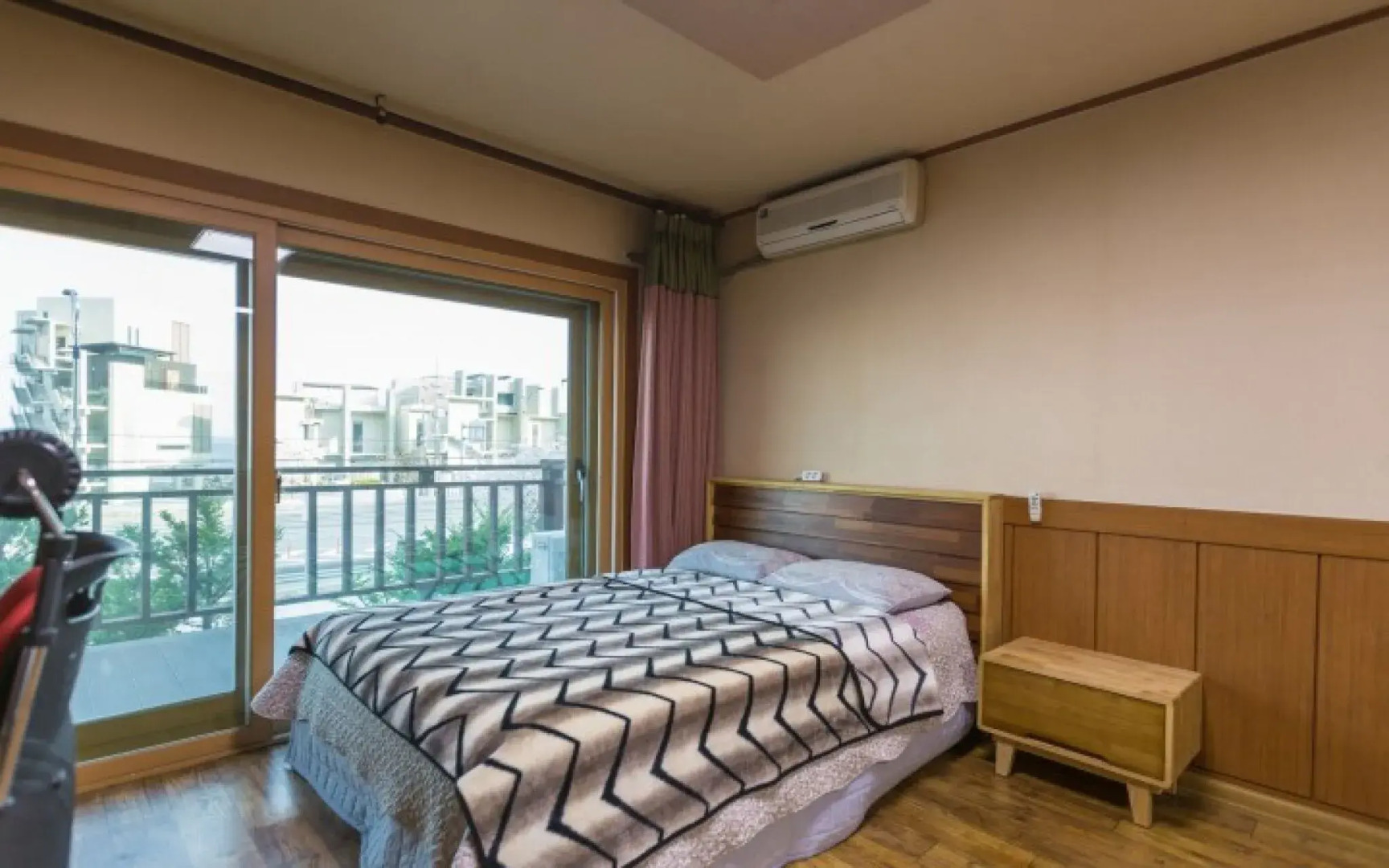 Uljin Blue Ara Pension