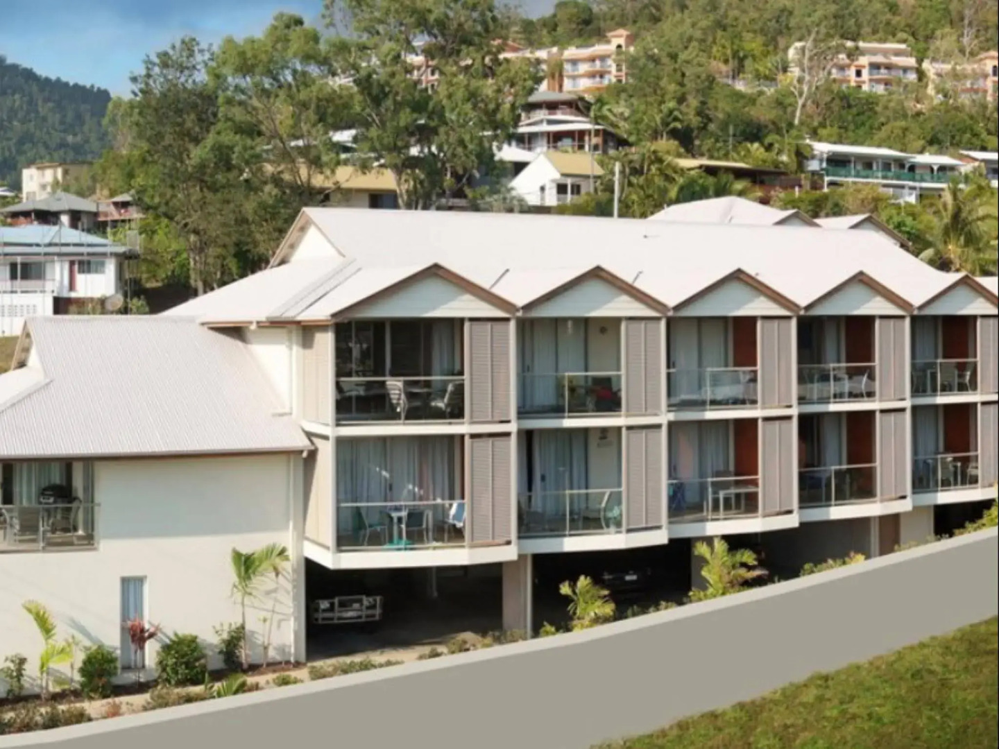 Airlie Central Apartments