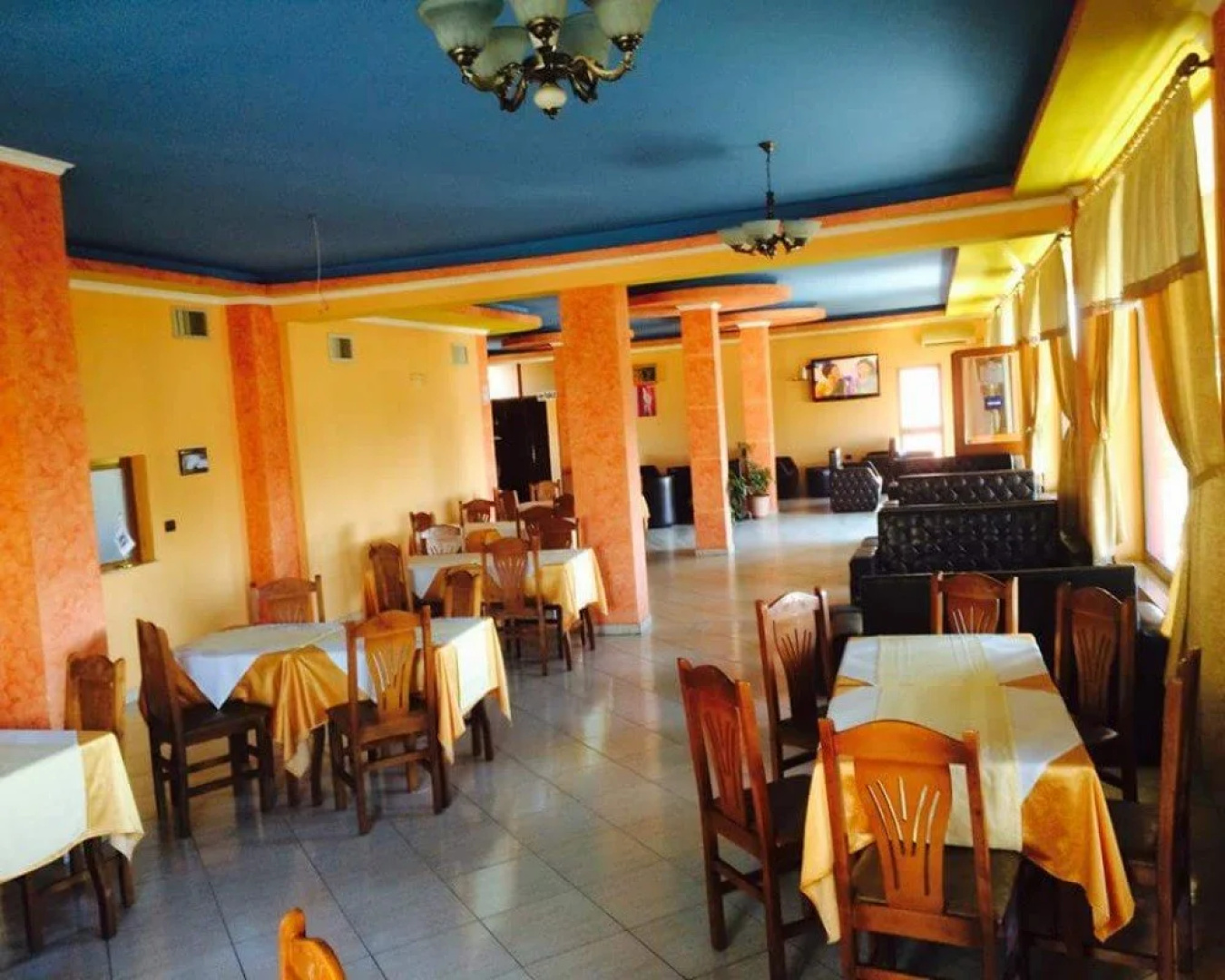 Indri Hotel