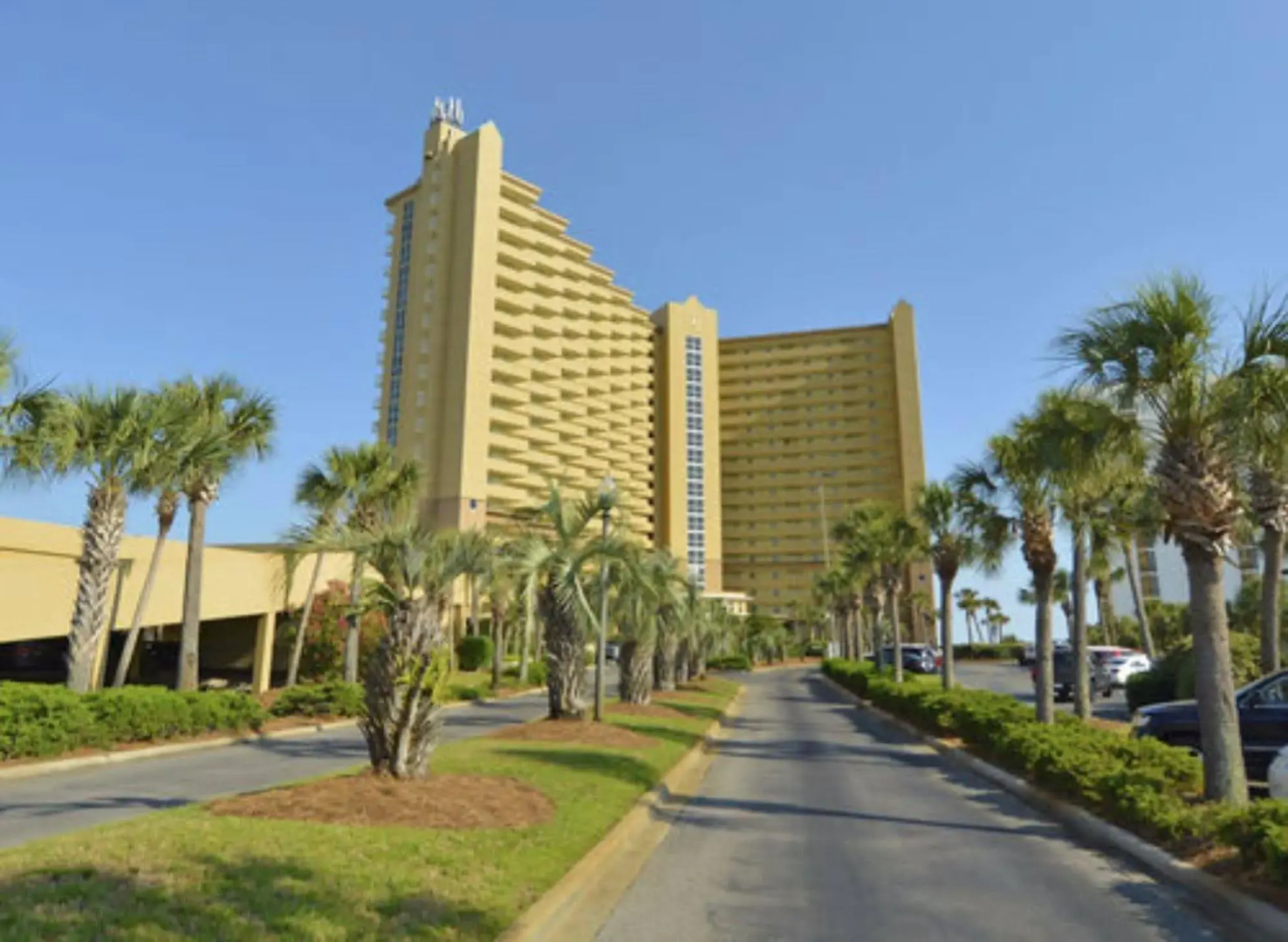 Pelican Beach Resort and Conference Center