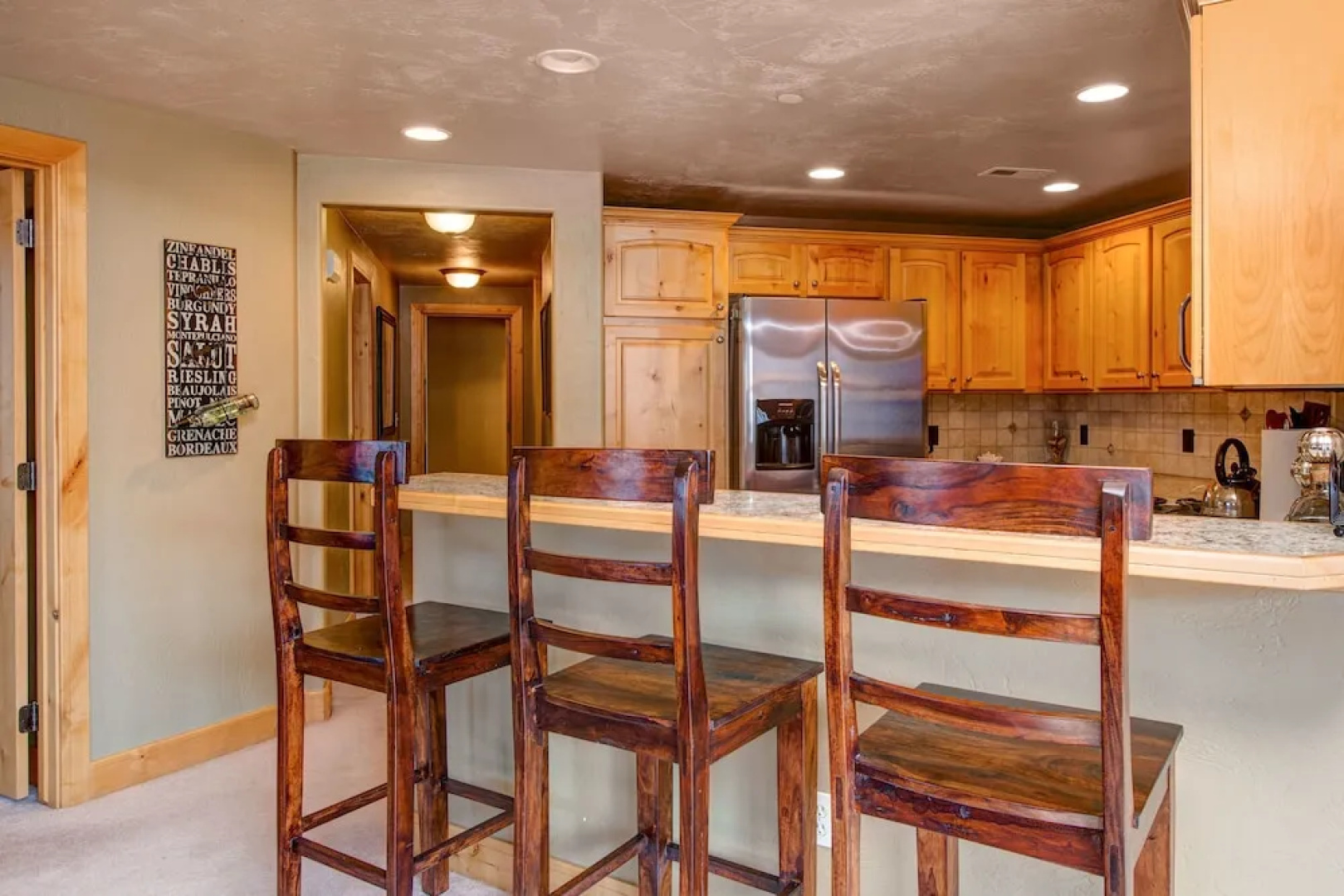 Warm and Spacious Home Base at Redstone by RedAwning