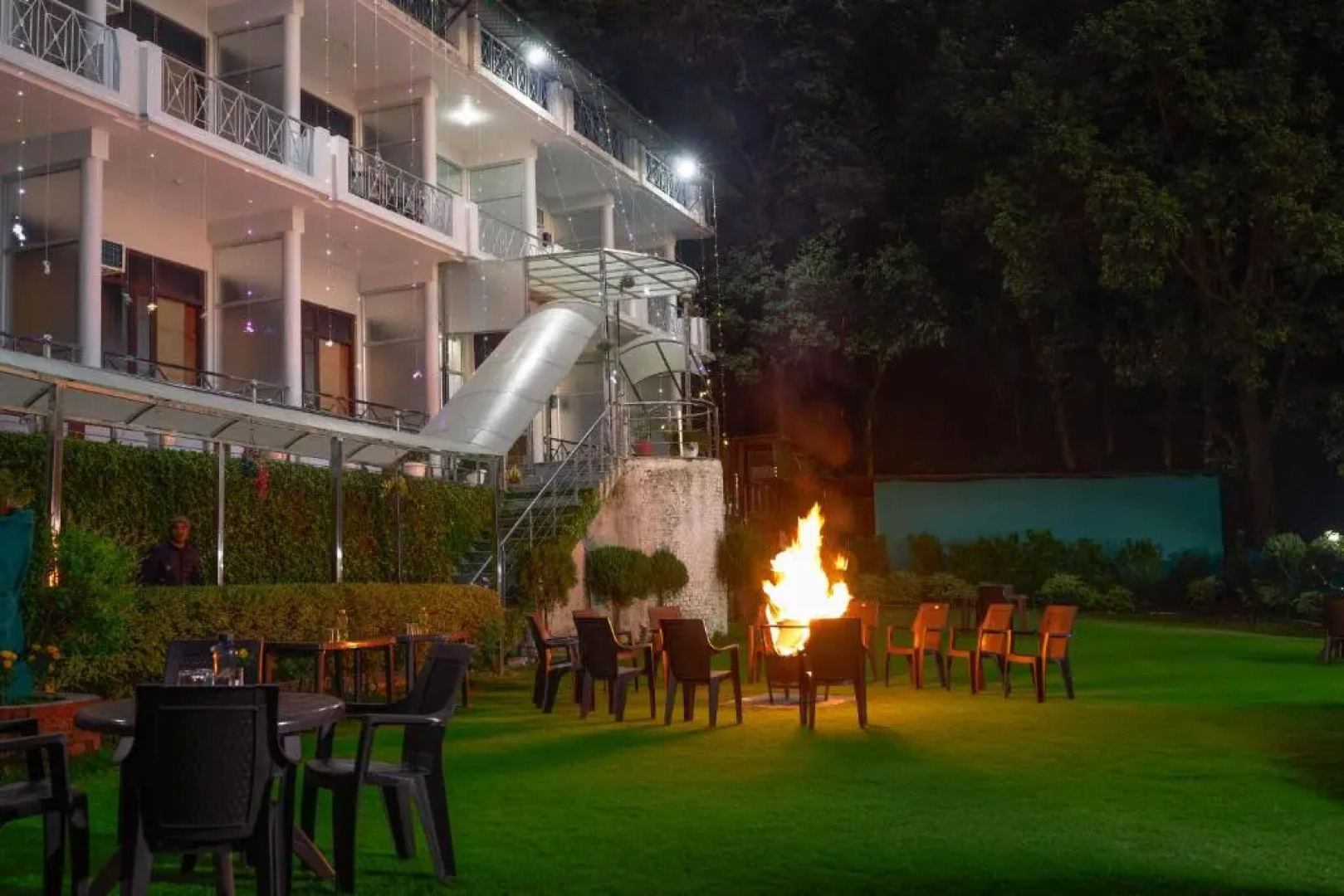 BluSalzz Homes - The Green Roof, Bhimtal - Uttarakhand