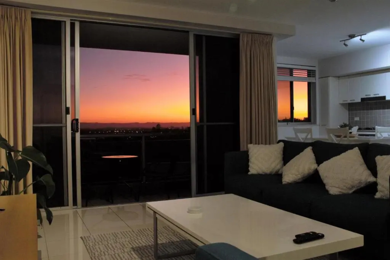 Grandview 307- Premium River and Ocean Views