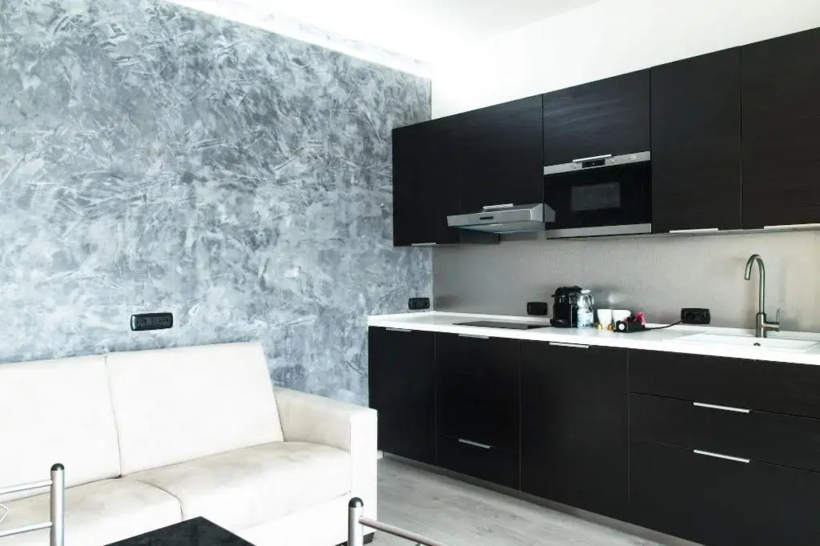B2in Suite & Office