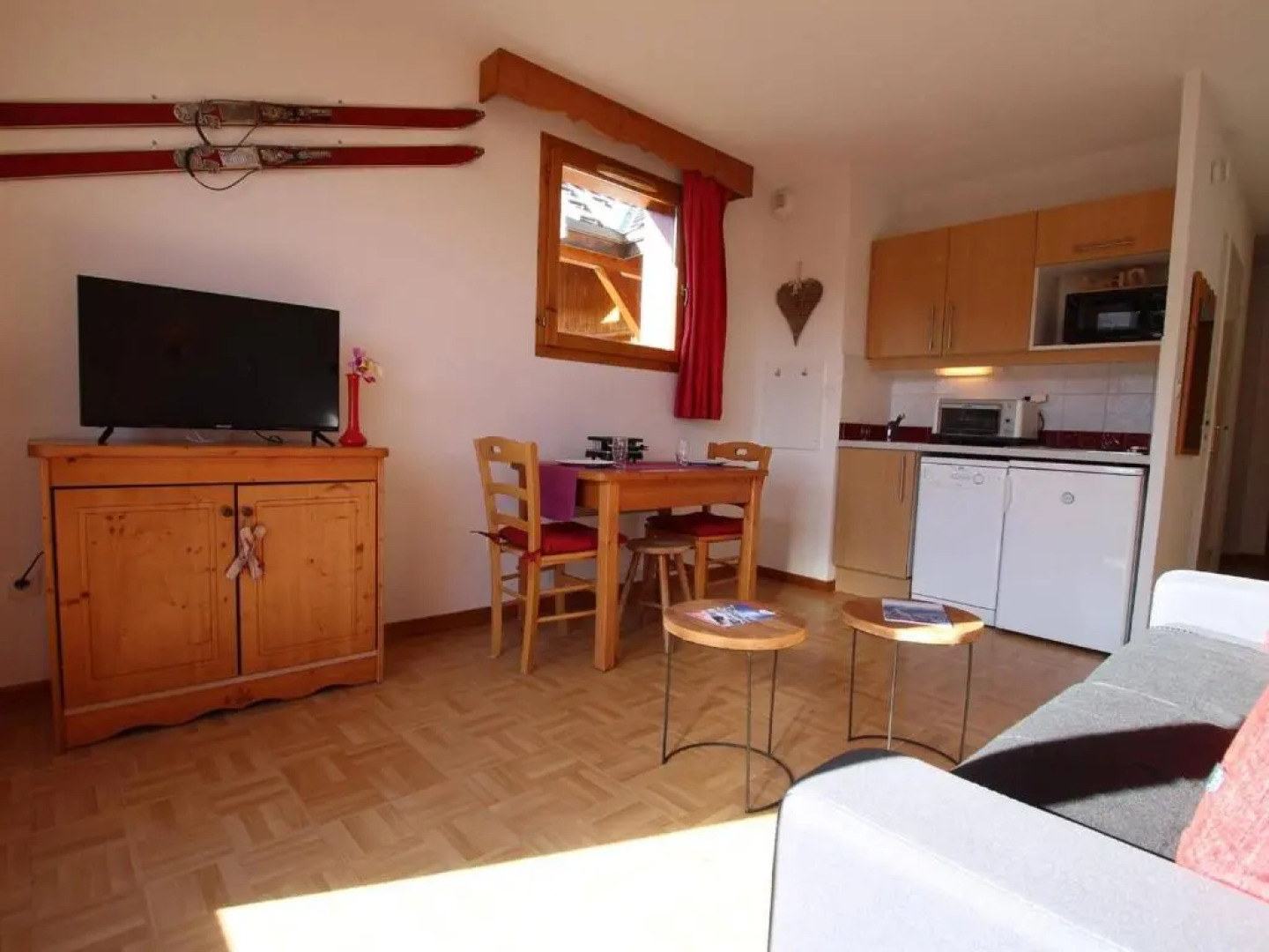 Appartement Puy-Saint-Vincent, 1 pièce, 2 personnes - FR-1-330G-125