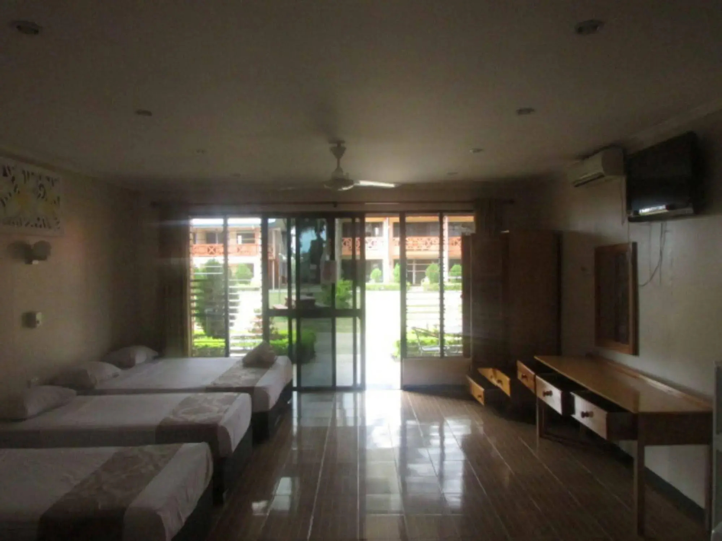 Wailoaloa Beach Resort Fiji