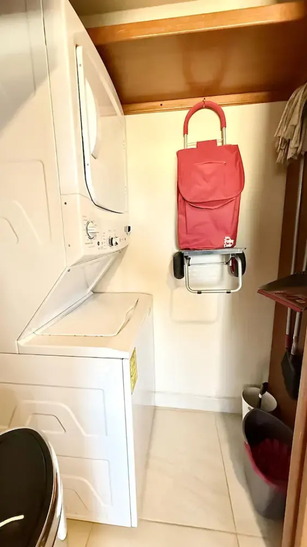 Ajijic Modern 1 Bedroom Home -walk To Everything -patio -gym -pickleball Court