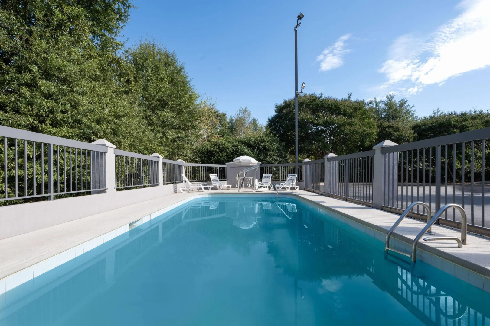 Days Inn by Wyndham Anderson