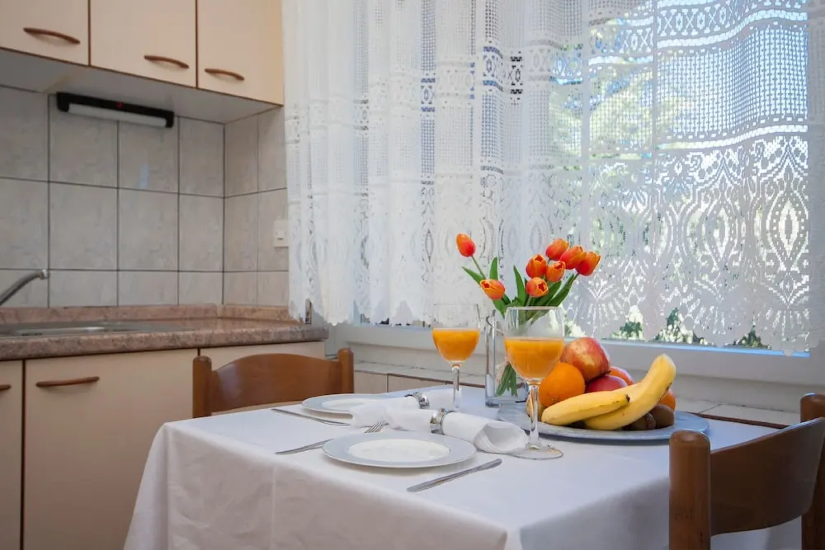 Apartments & Rooms Mikelin