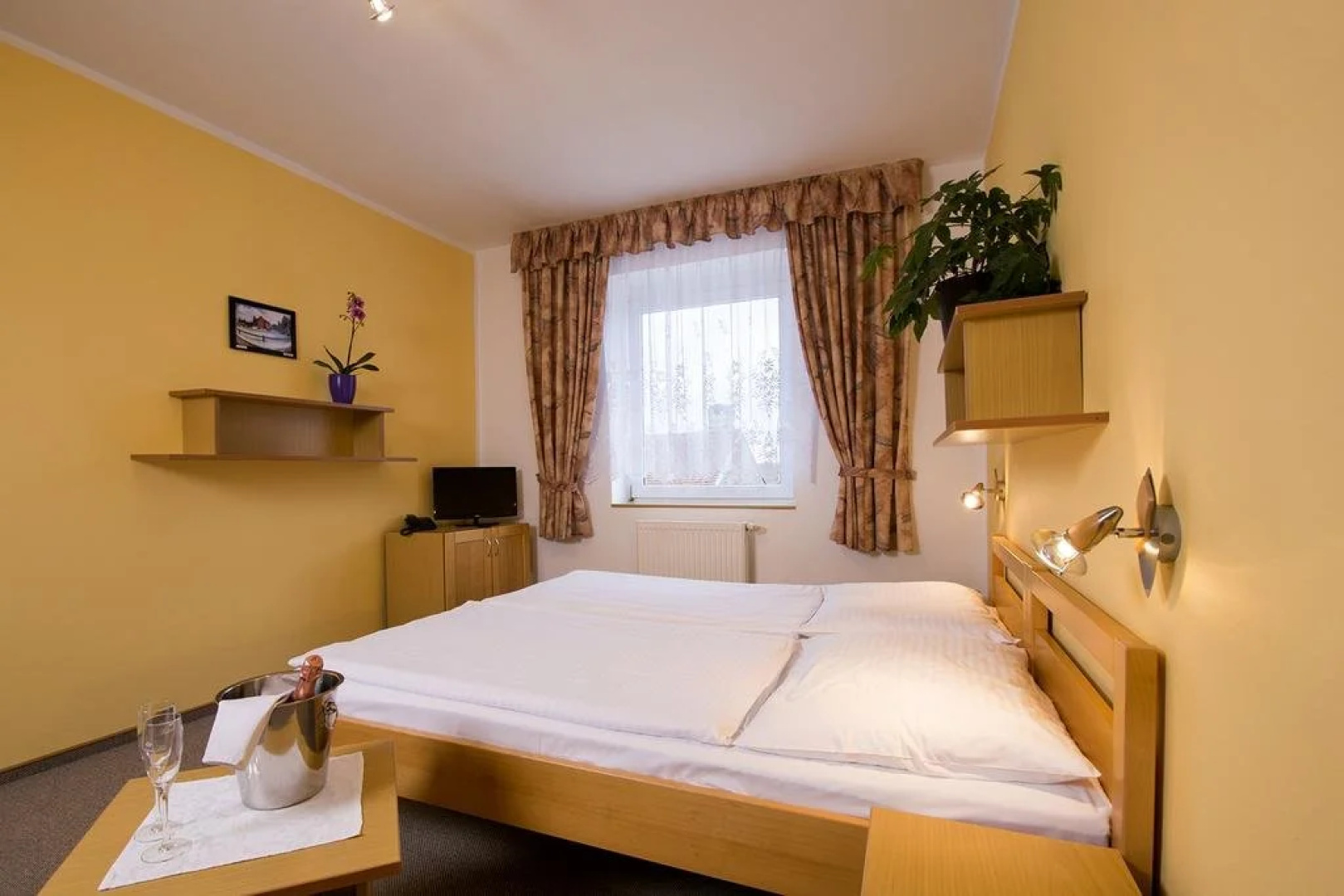 Hotel Bohemia