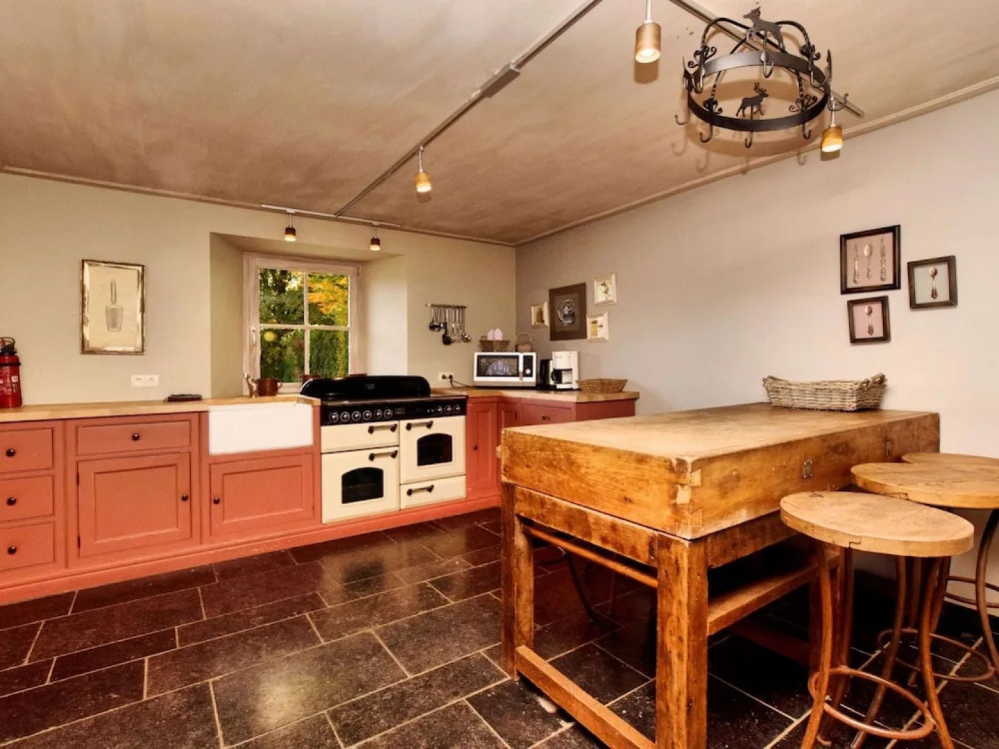 Ardennic Farmhouse for Groups