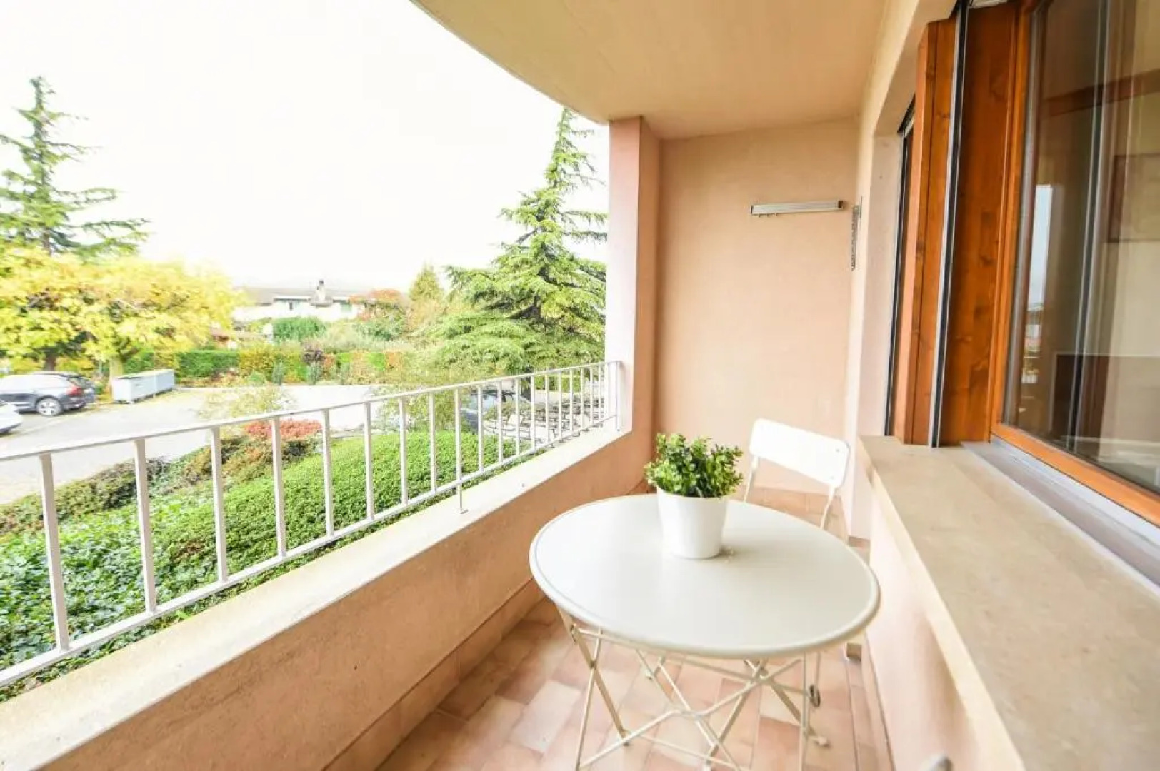 Charming and comfortable studio ideally located in Saillon