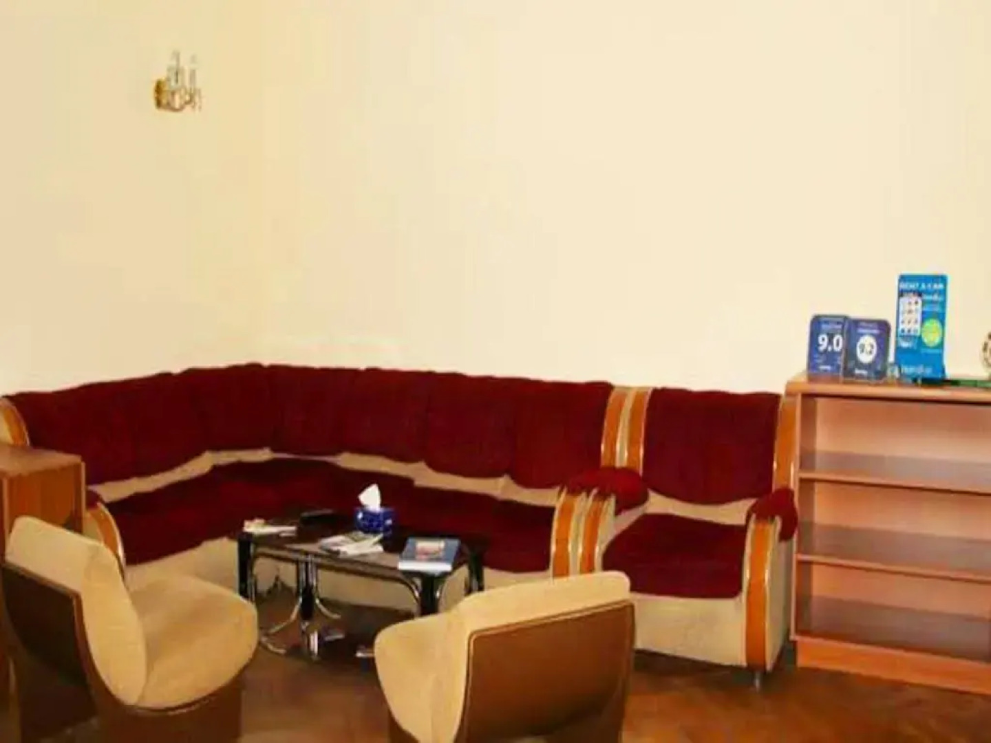 Cascade Hostel  Tours