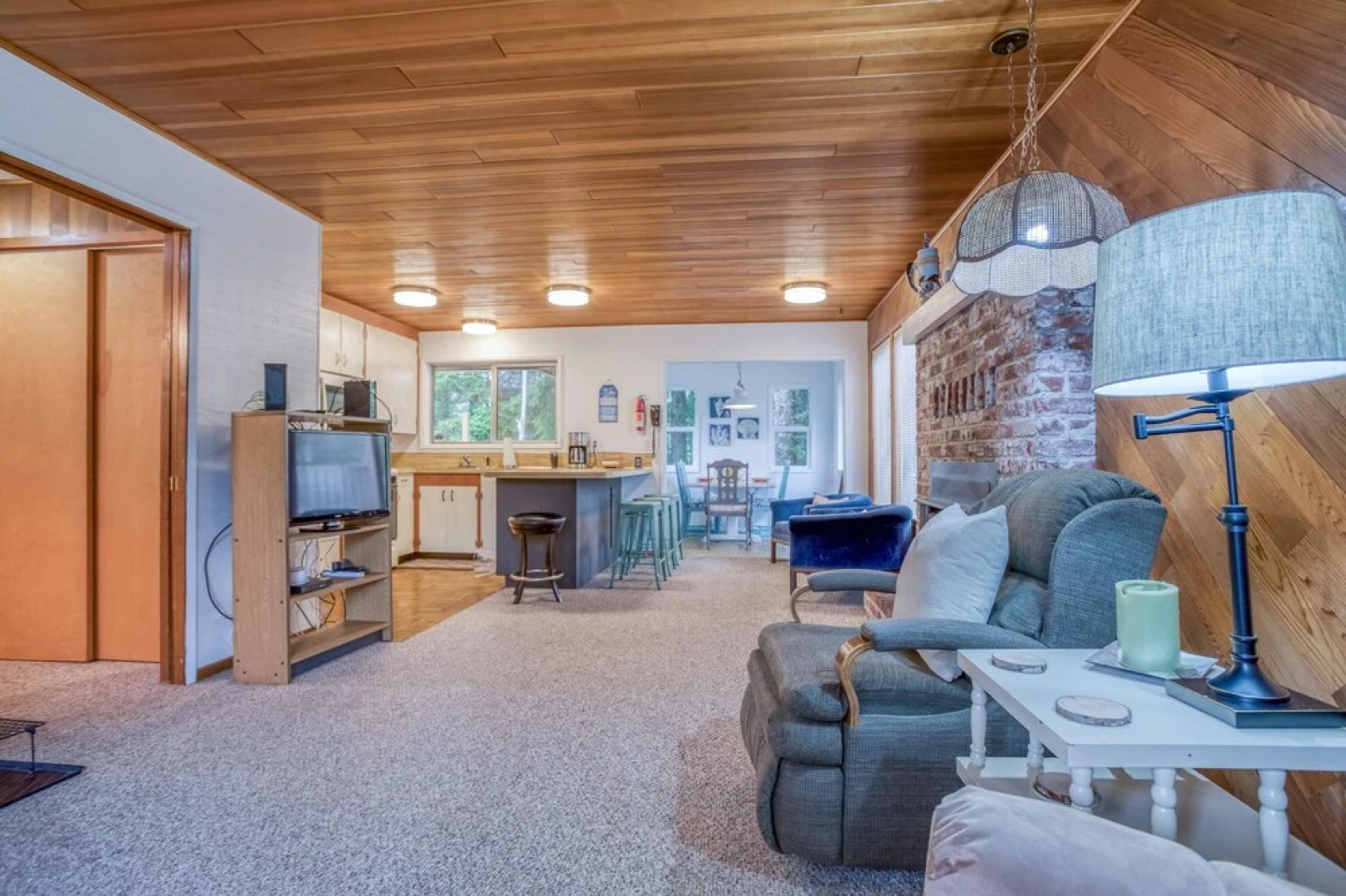 Cabin on the Coast (MCA 621)