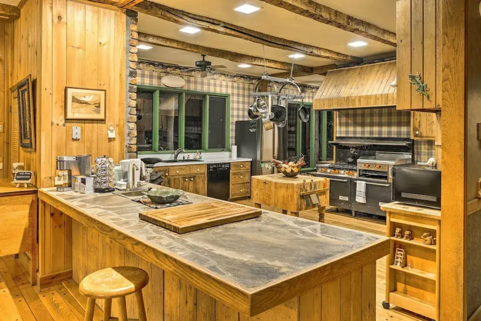 River Access + Mtn Views: Cullowhee Lodge!