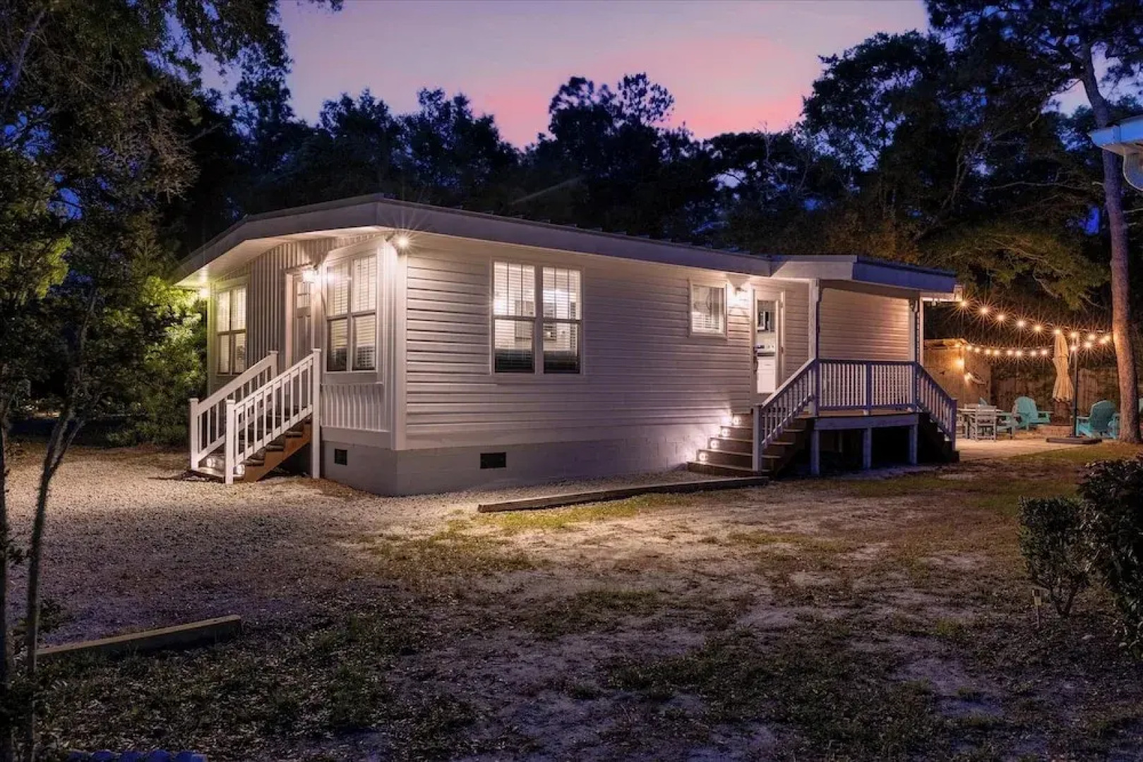 Modern Oak Island Escape: 1 Mile to Long Beach!