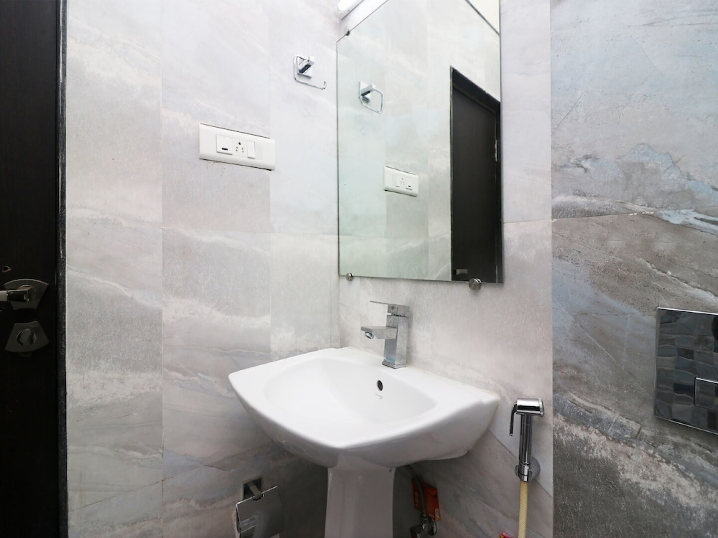 Capital O 40848 Hotel Mirabel