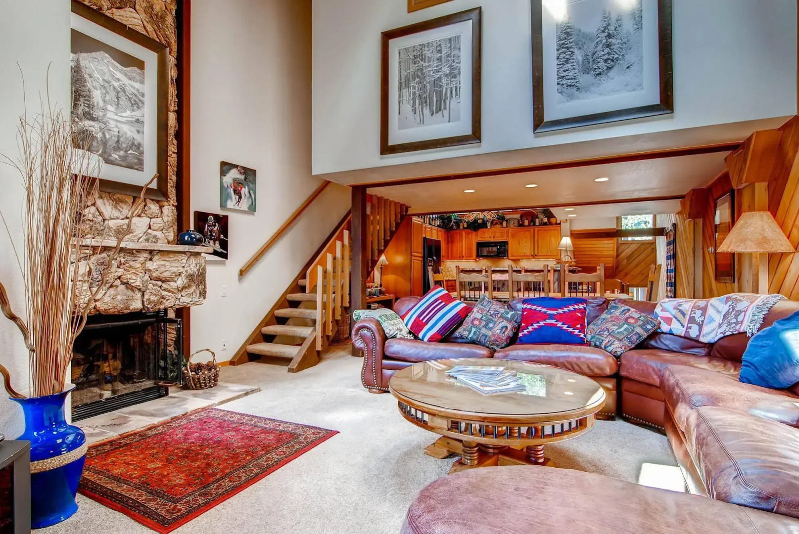 Ridgepoint Townhomes by East West Hospitality