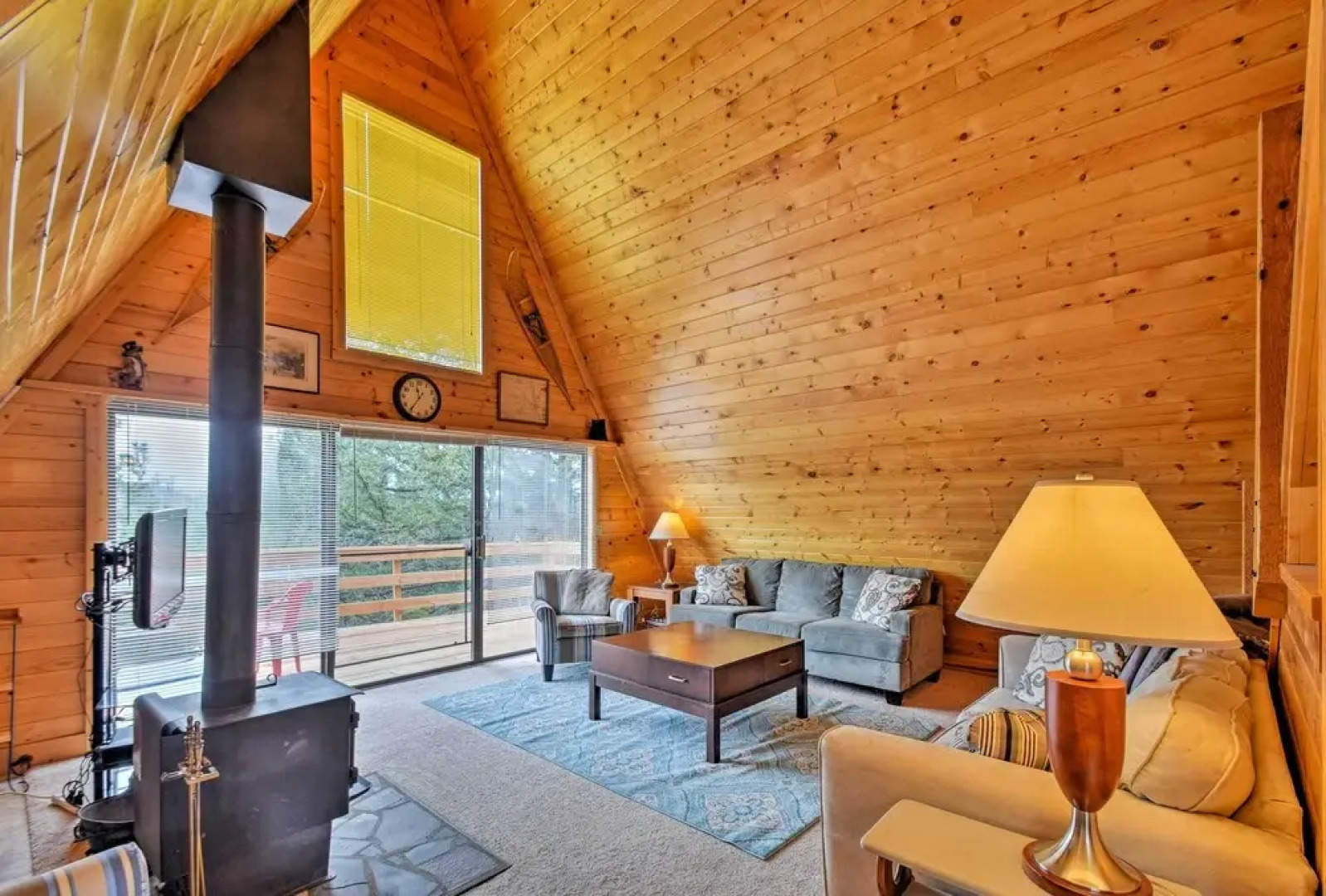 A-frame Cabin w/ Mtn Views: 4 Mi to Cripple Creek!