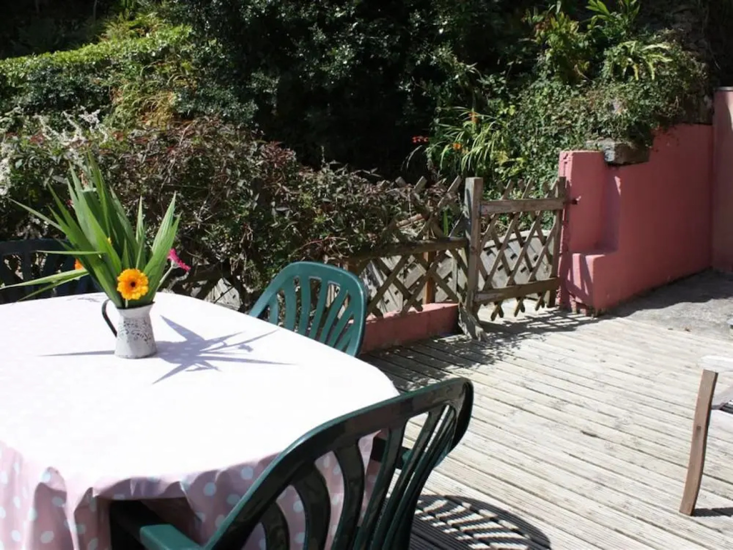 Pretty Holiday Home in Saundersfoot With Garden
