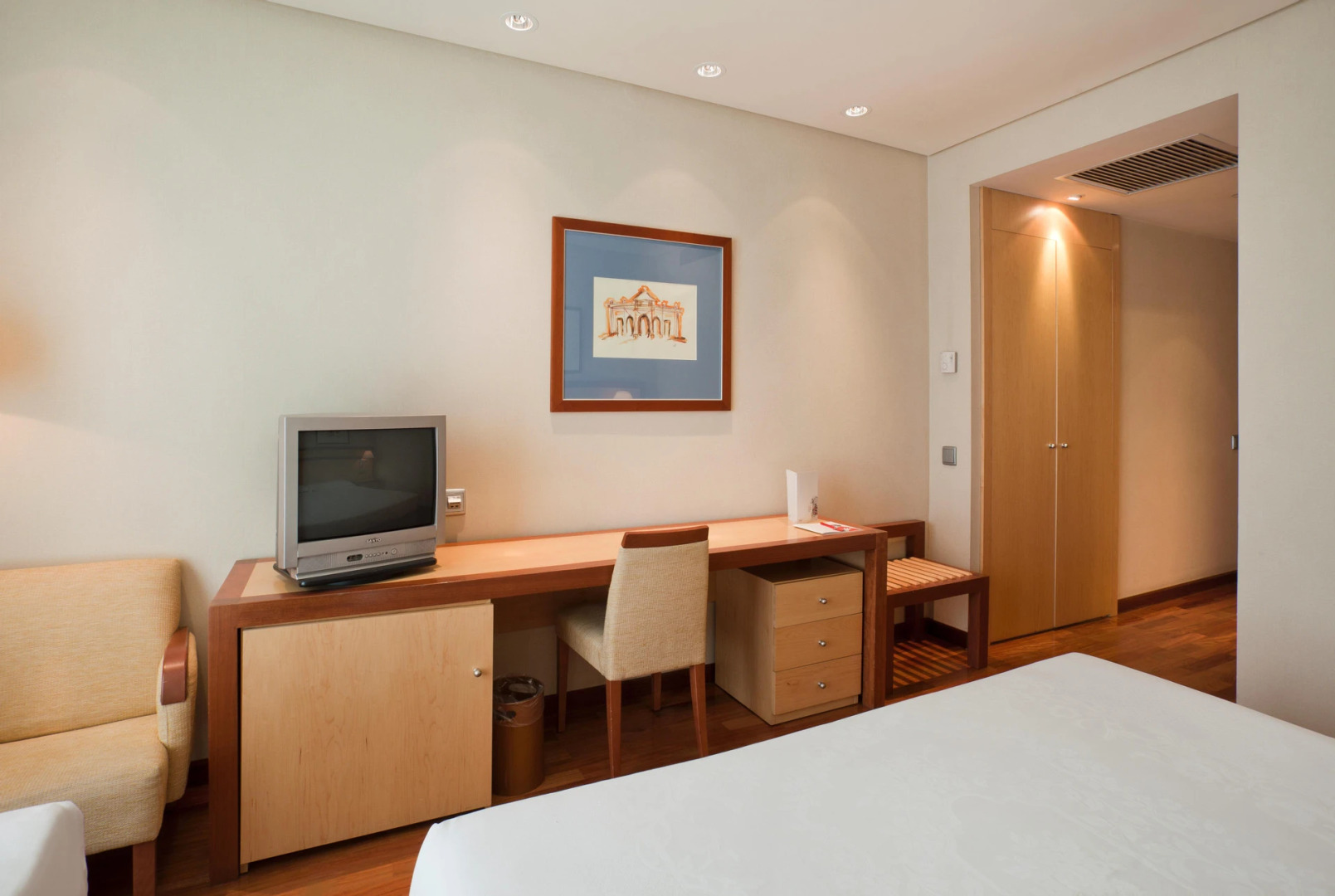 Отель ILUNION Pio XII