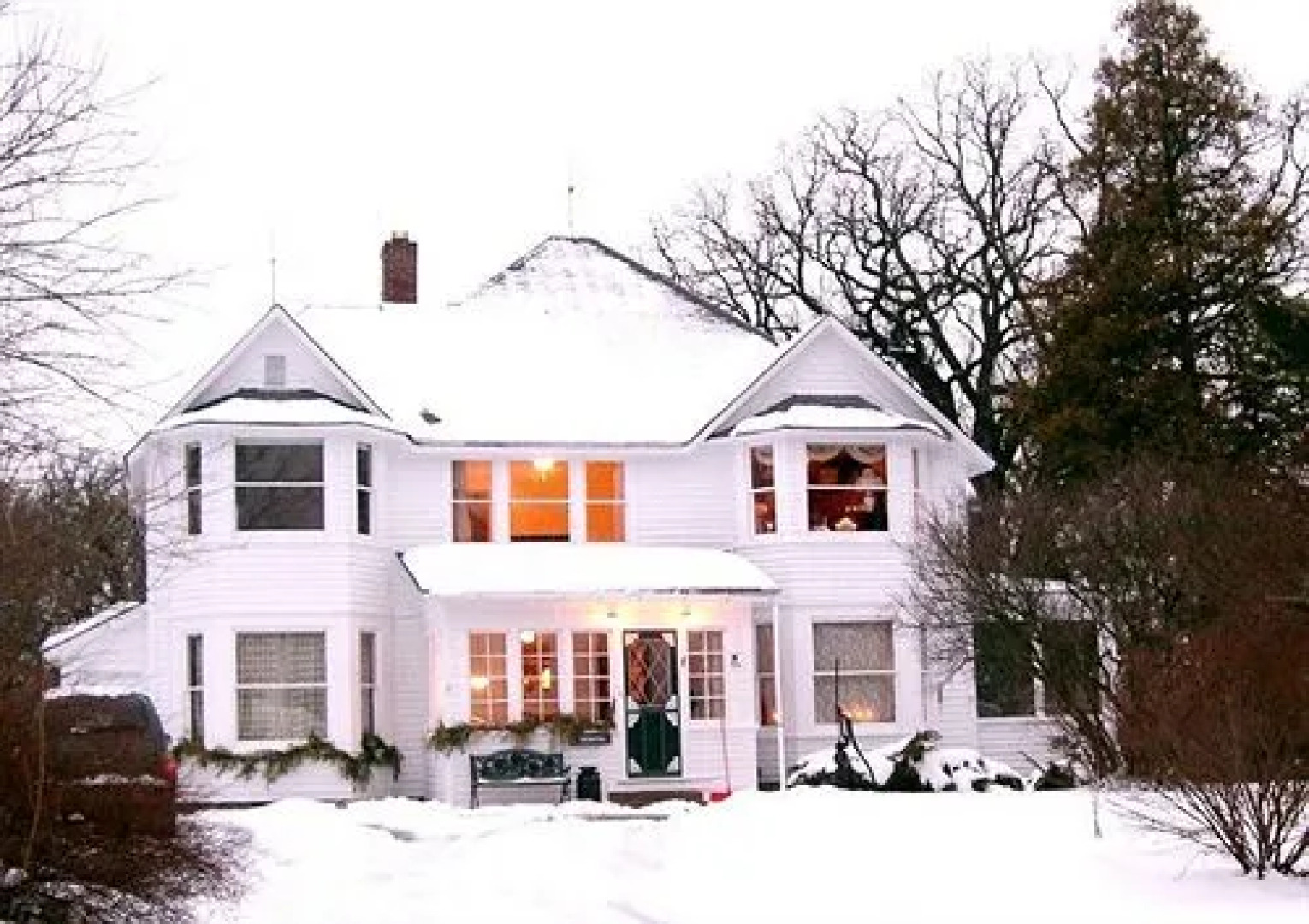 Old Victorian Farmhouse Bed and Breakfast