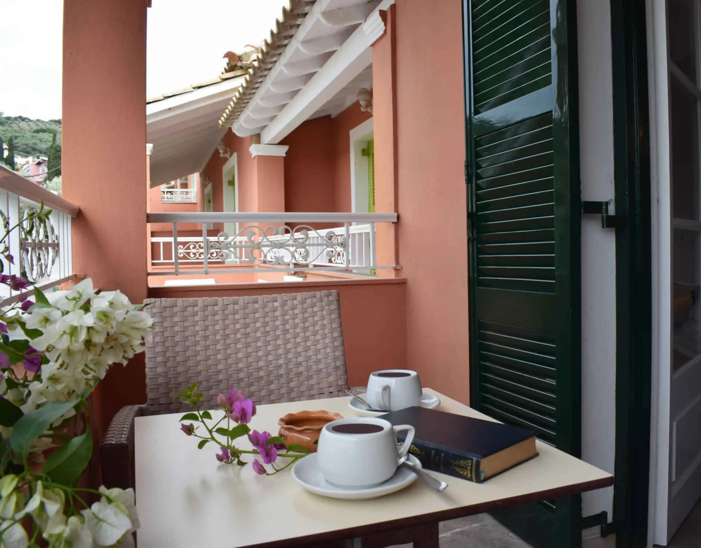 Kalimera Studios and Apartments