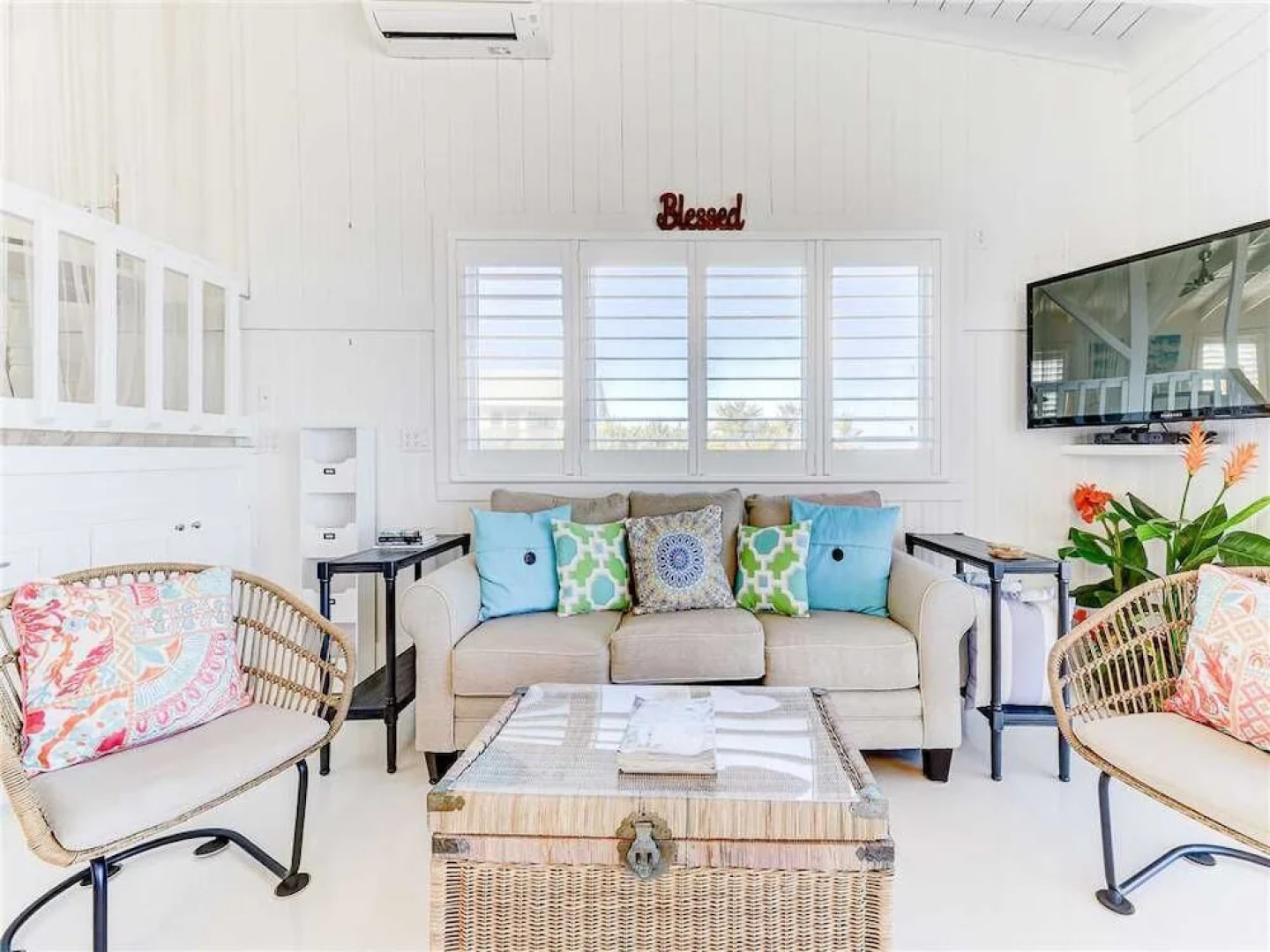 Romantic Beach House, as Seen on Hgtv, 3 Bedrooms, Sleeps 6
