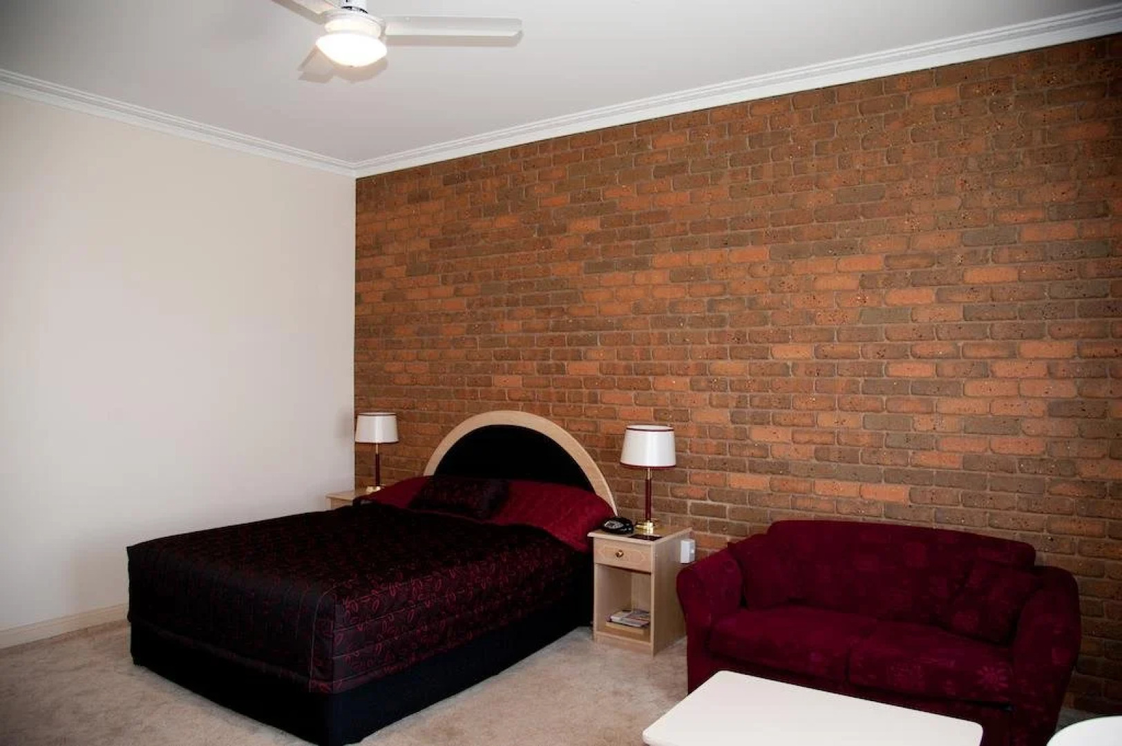 The Charles Sturt Motor Inn