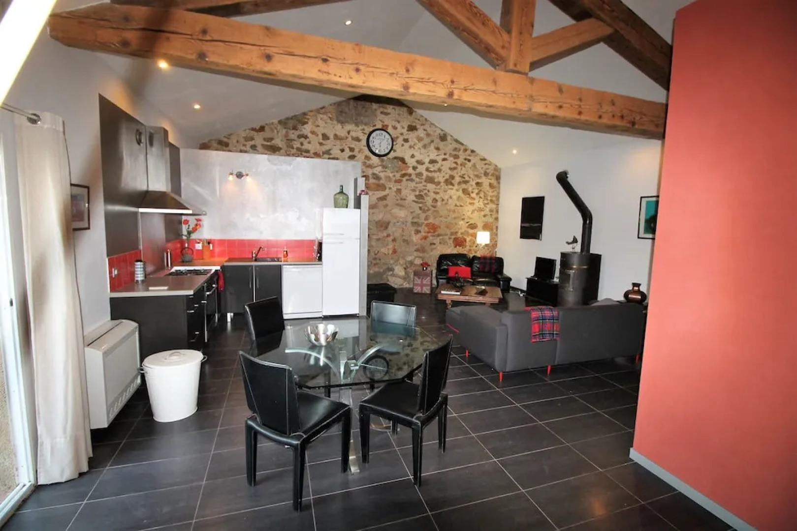 Mas Du Domaine De Montcalm B And B And Gites