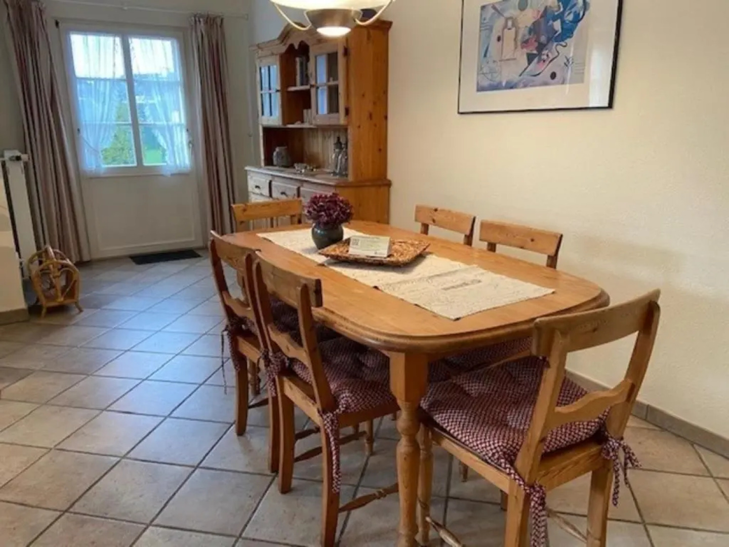 Strandstraße 28, Haushälfte links