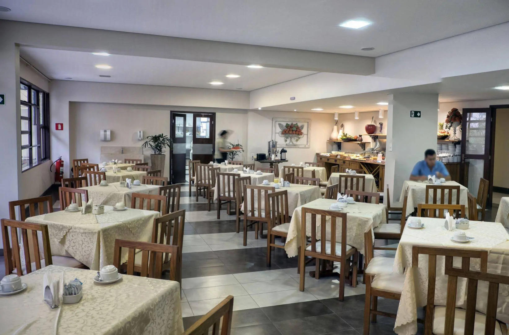 Serrano Residencial Hotel