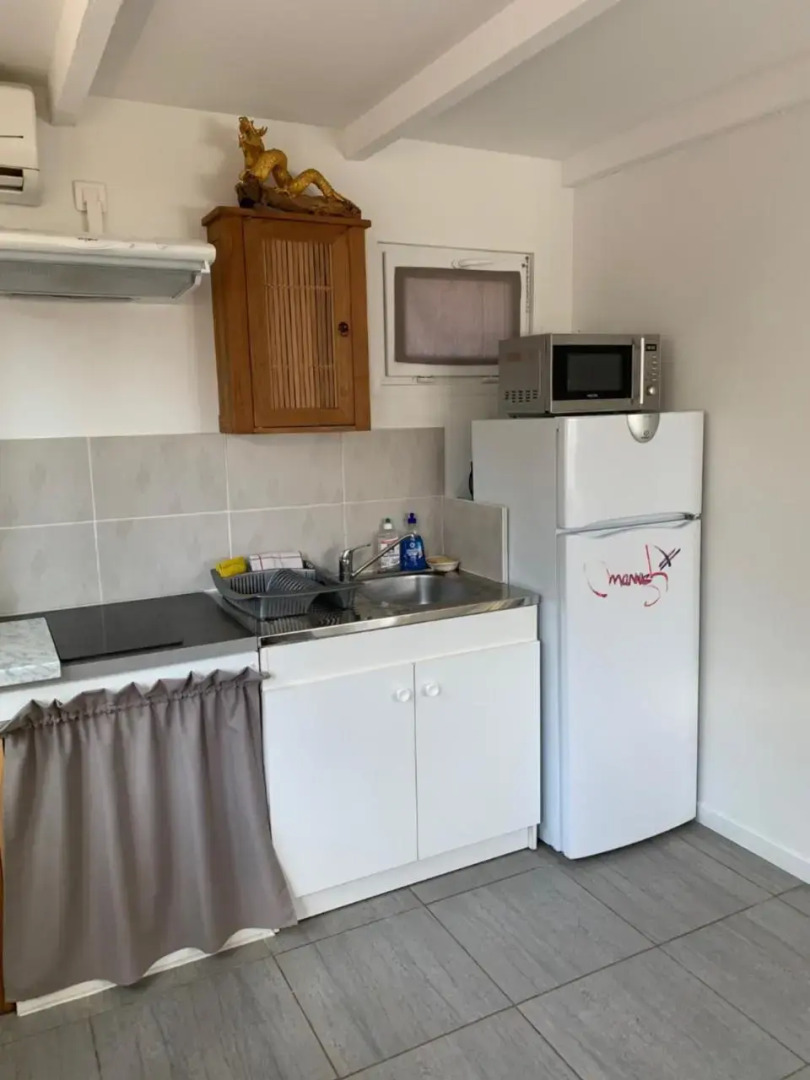 JOLI STUDIO INDEPENDANT 20m² AVEC JARDIN