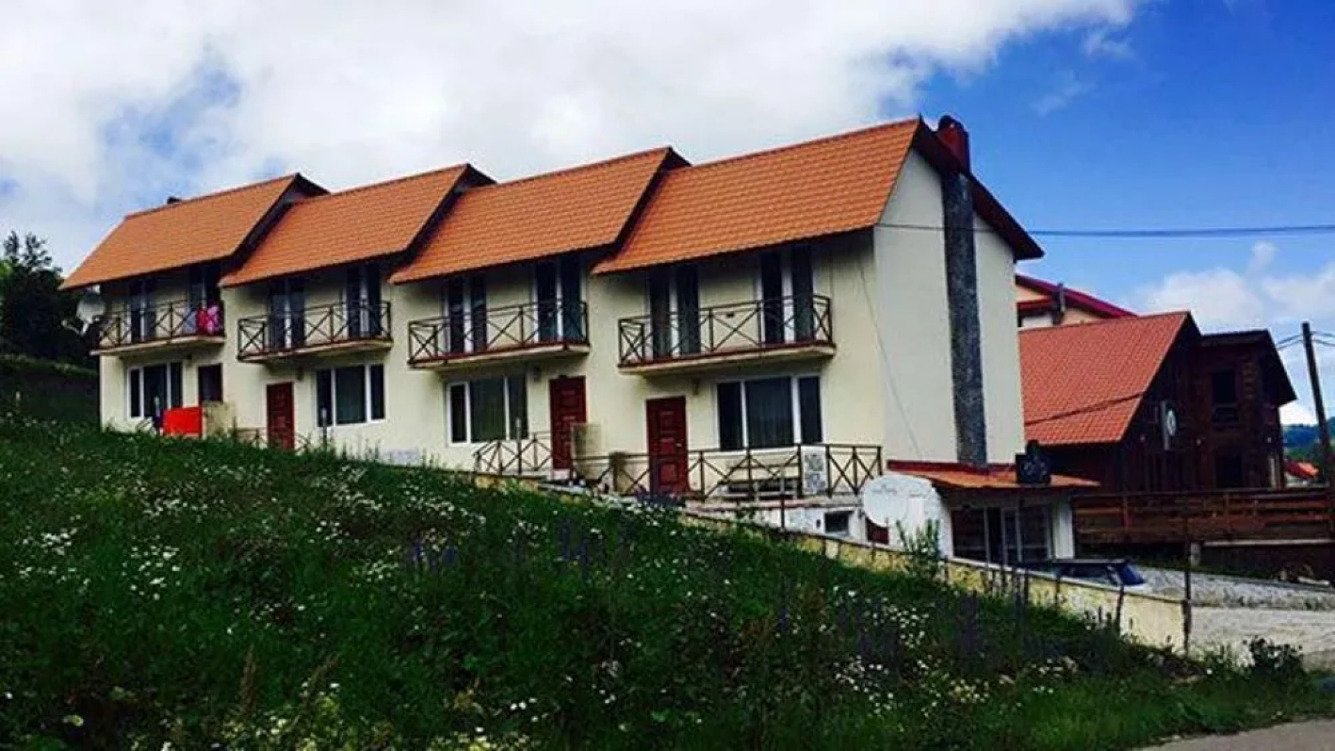 Cottage 4 house in Bakuriani