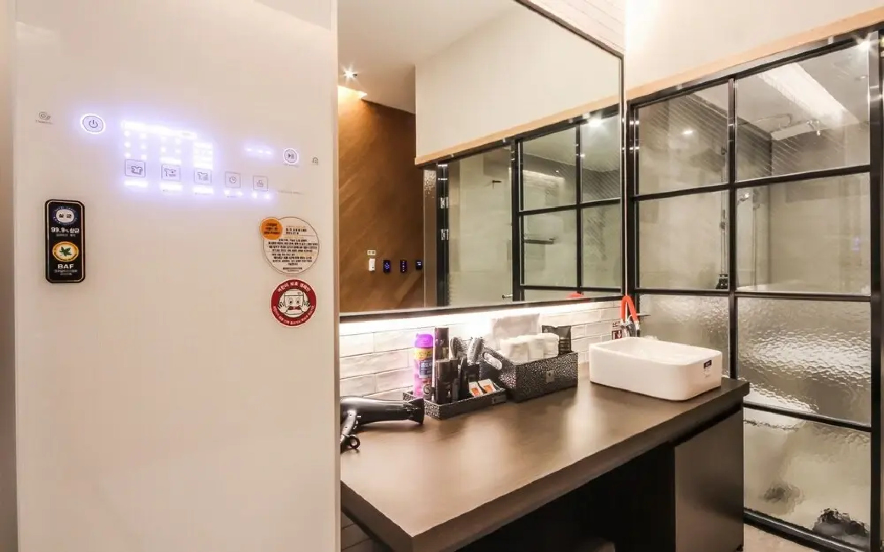 Wanju Bohemian Motel