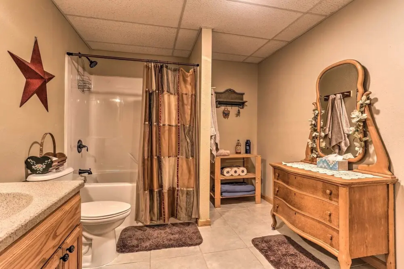 Spearfish Home on 40 Acres w/ Private Lake!